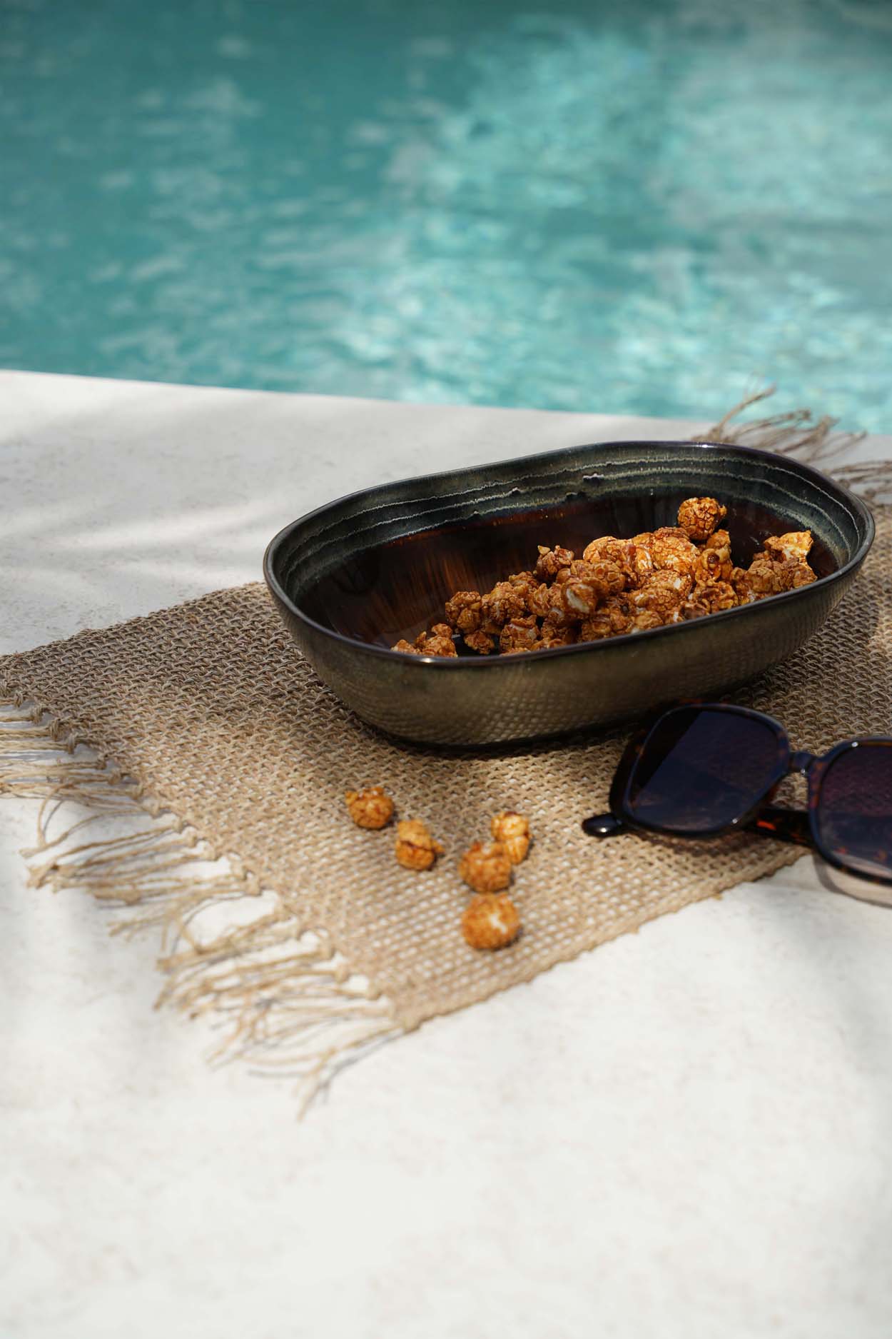 Comporta Oval Bowl L