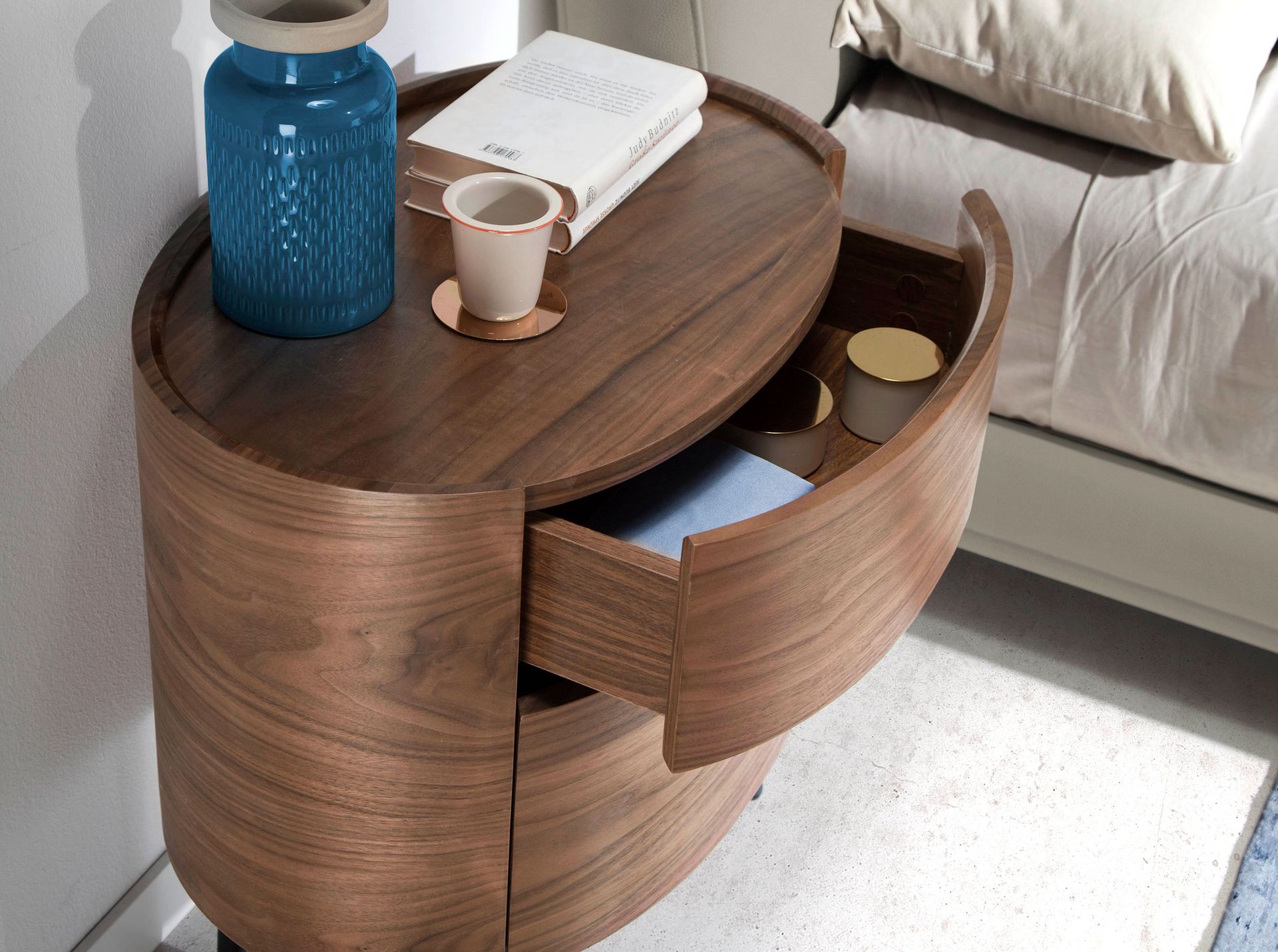 Bedside table walnut and black steel 7074