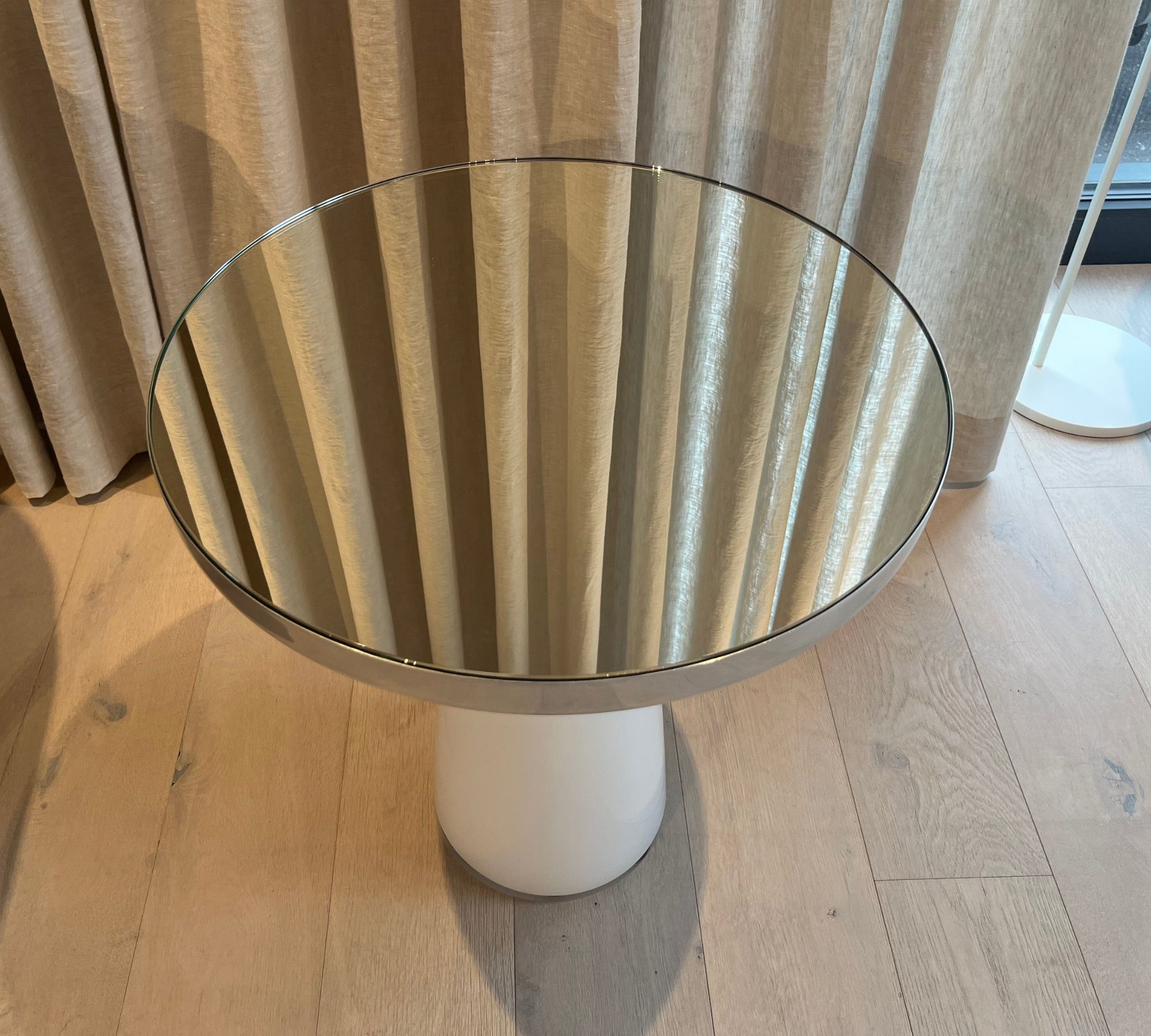 Bell Side Table Metal White