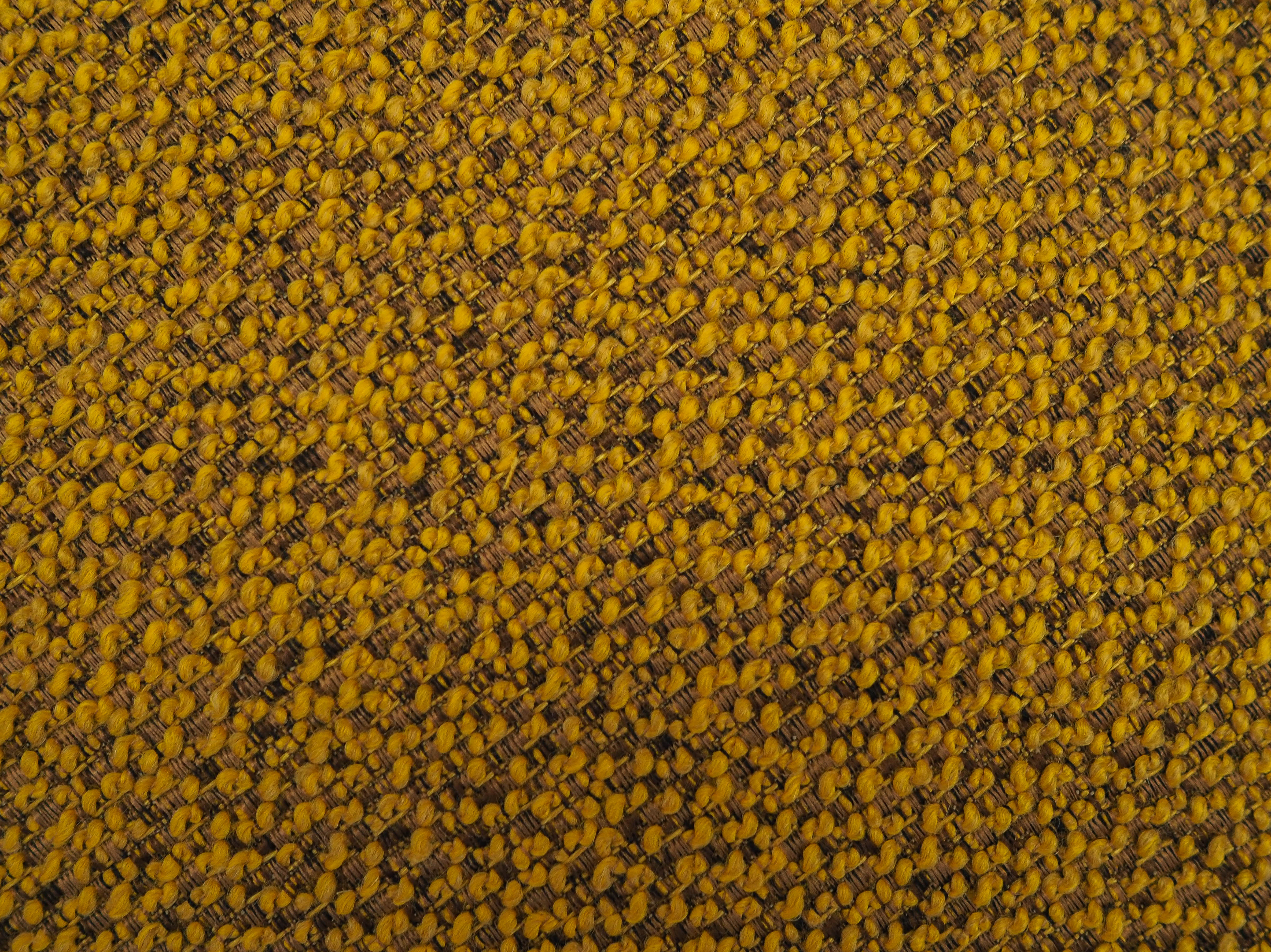 Sgabello giallo senape anni '90