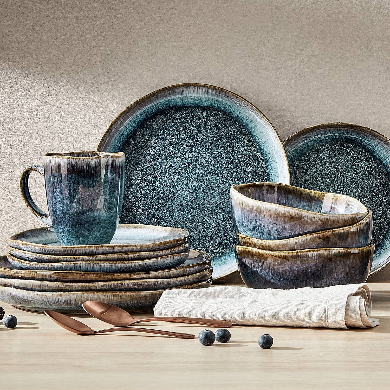 Hilda Geschirr-Set 16-tlg. Steinzeug Blau