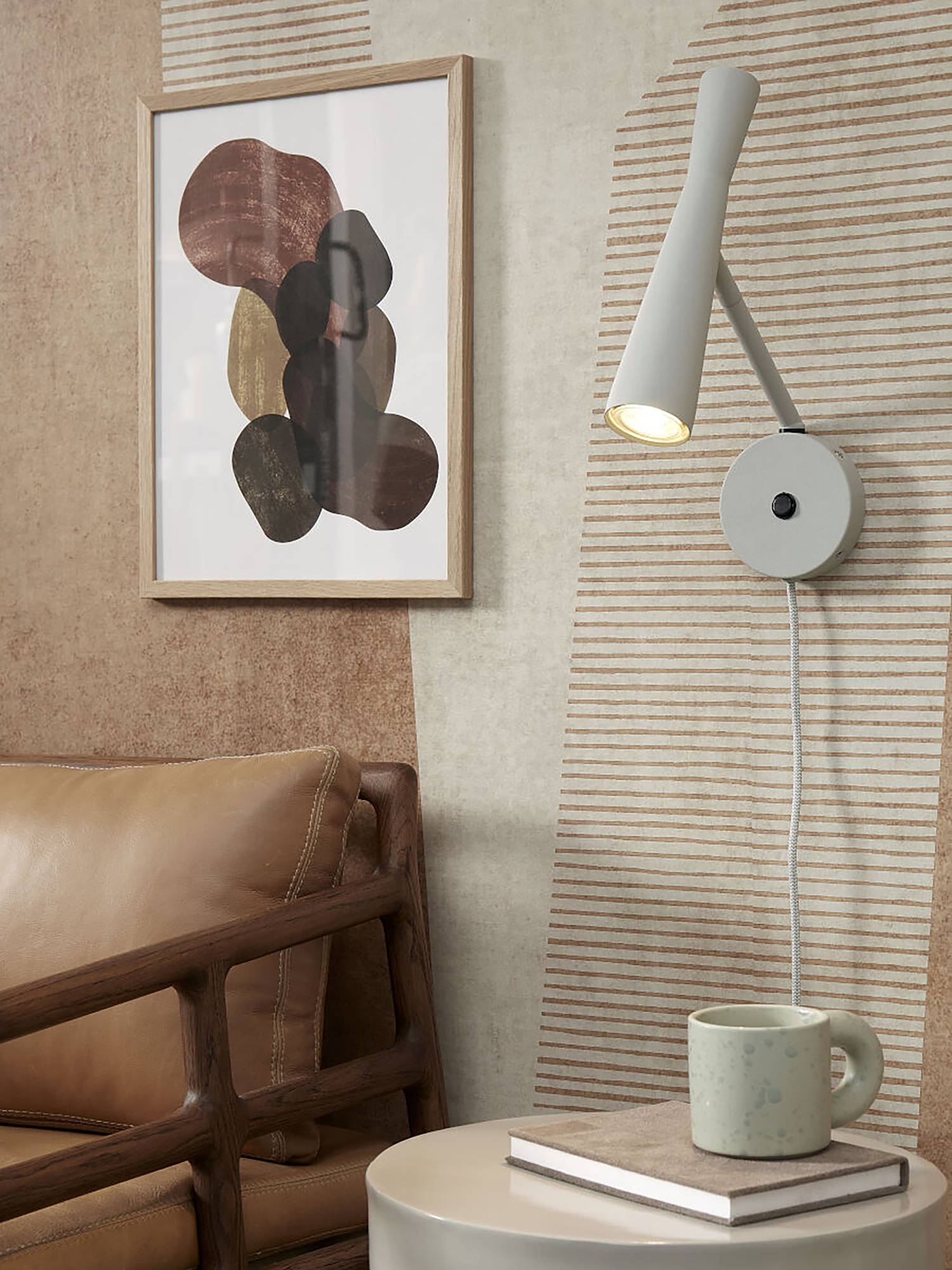 1-Light Bordeaux Wall Lamp Iron Light Grey