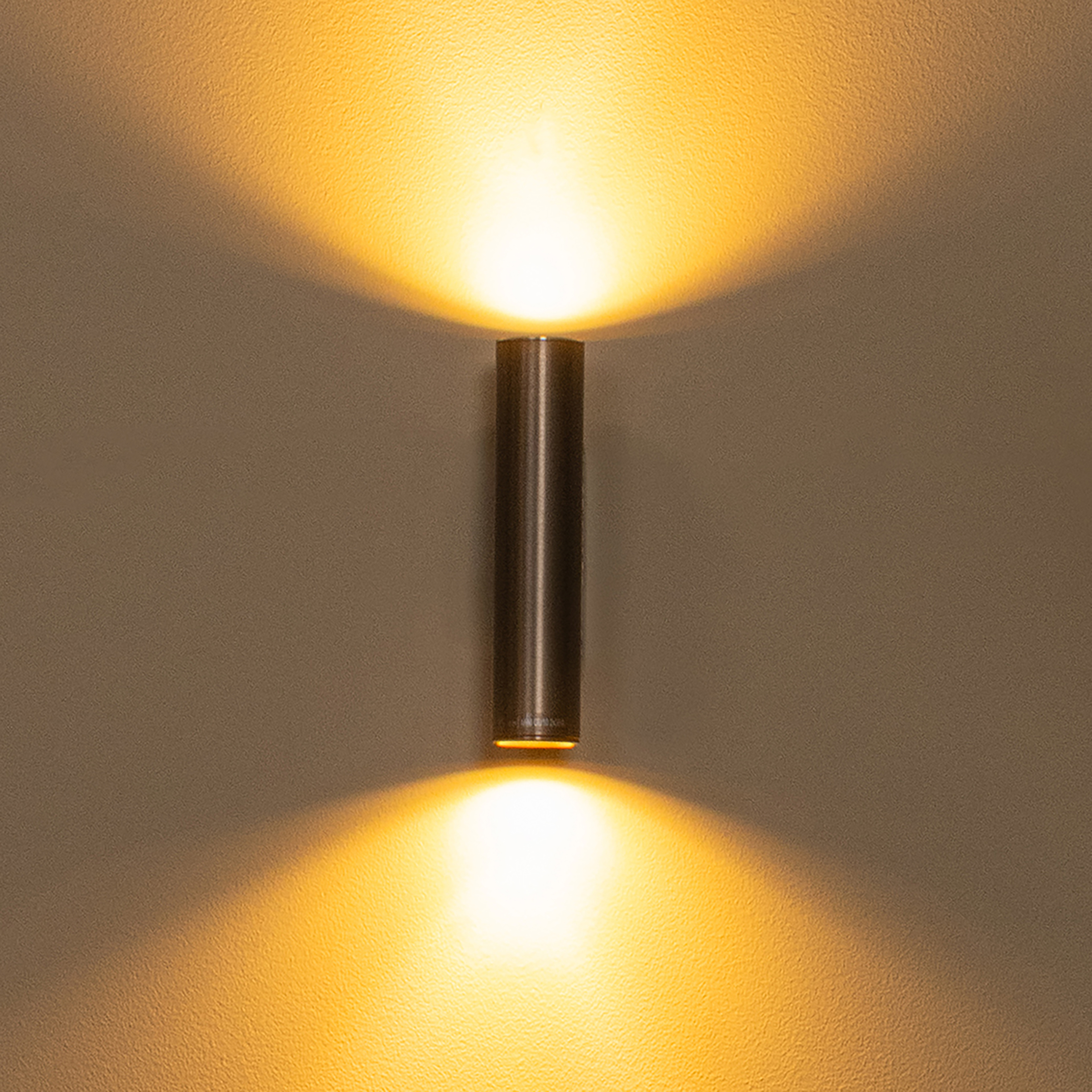 Dupla Wandleuchte Aluminium Braun