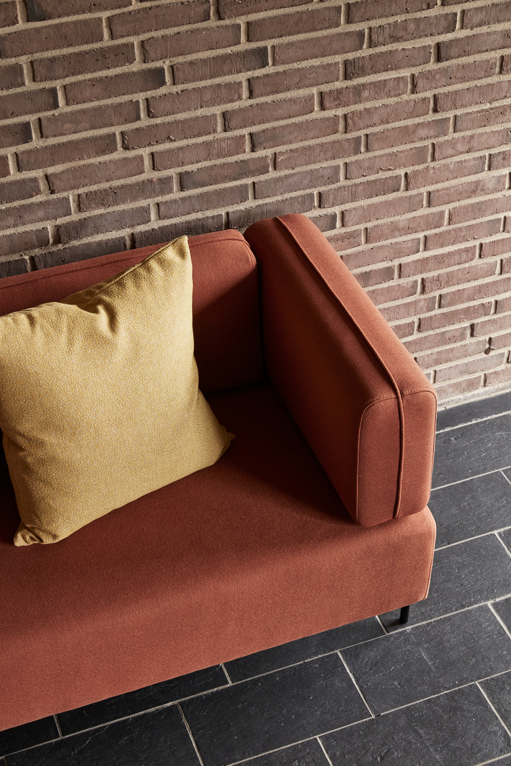 Block Sofa 2-Seater Red-brown