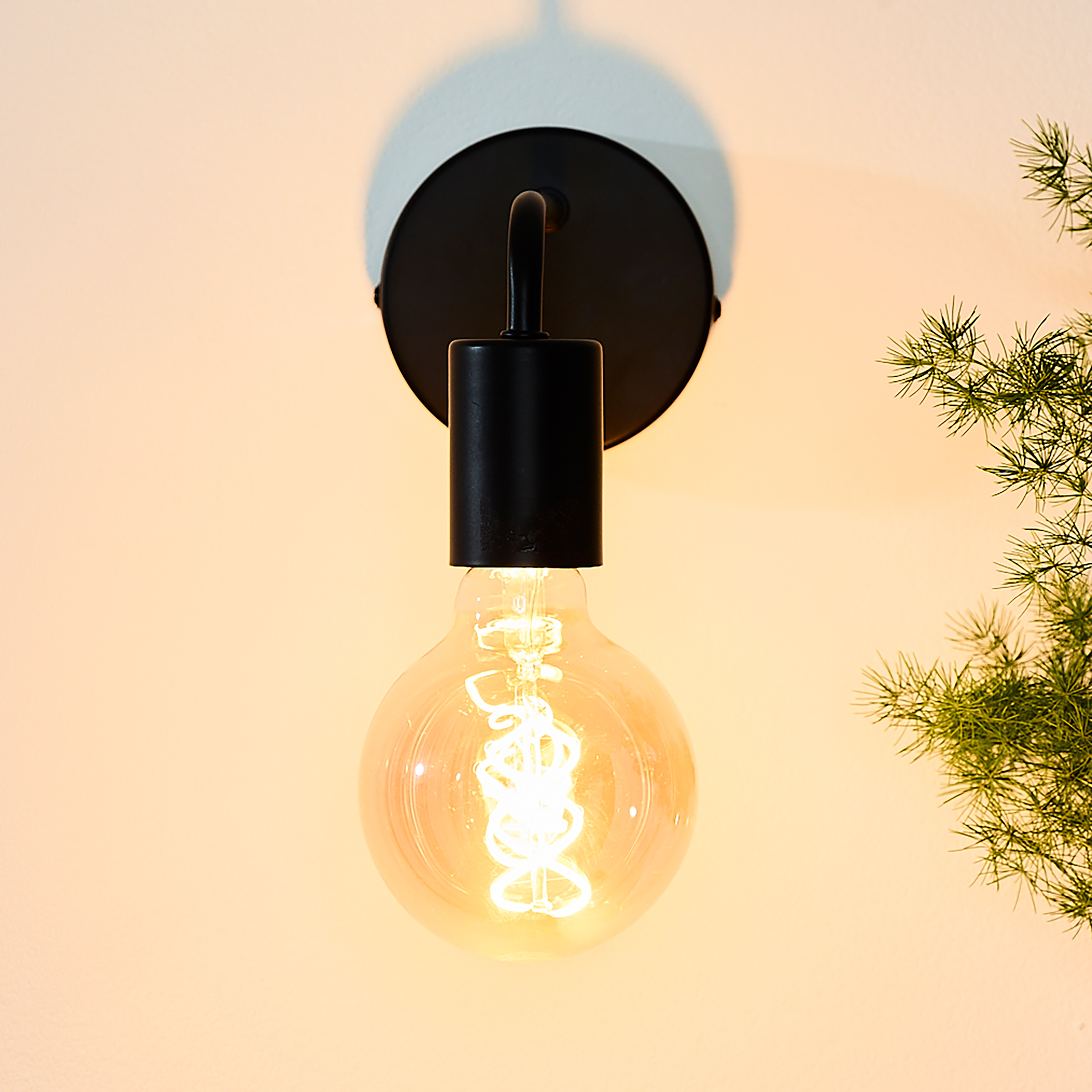 Scott Wall Lamp Iron Black