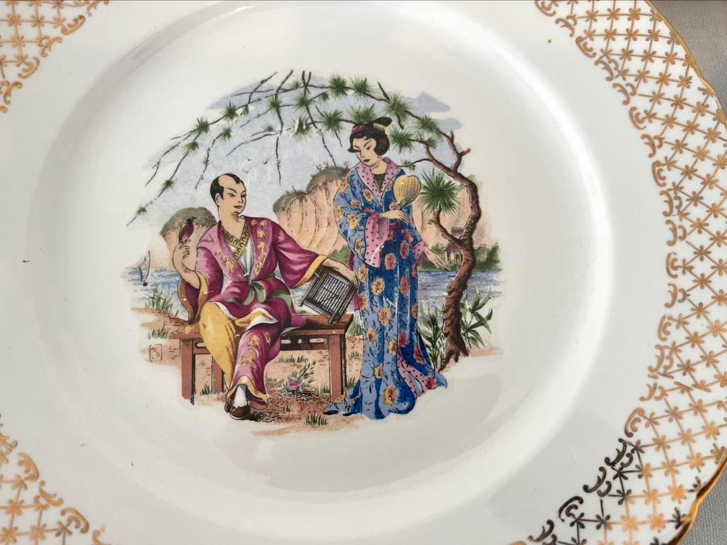 Mill of the Wolves Plate Set 4-Piece Multicolored