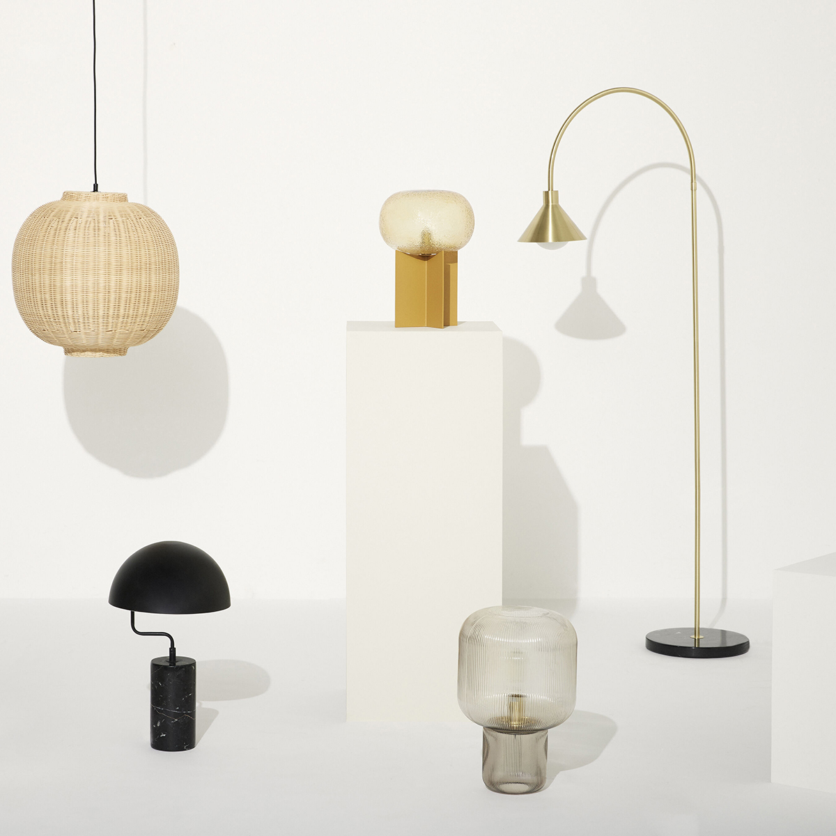 Poise Table Lamp Marble Black