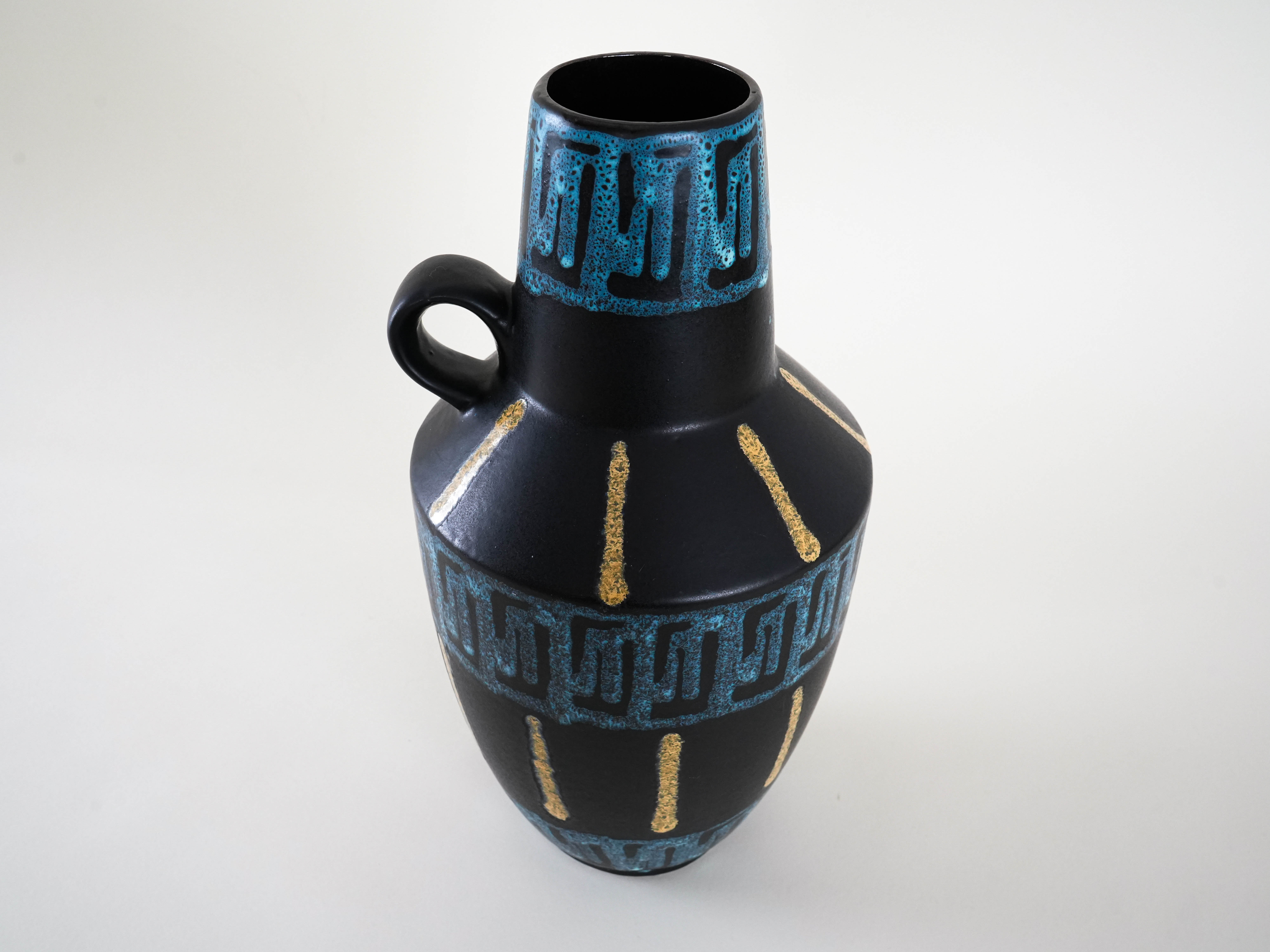 Vaso in ceramica blu