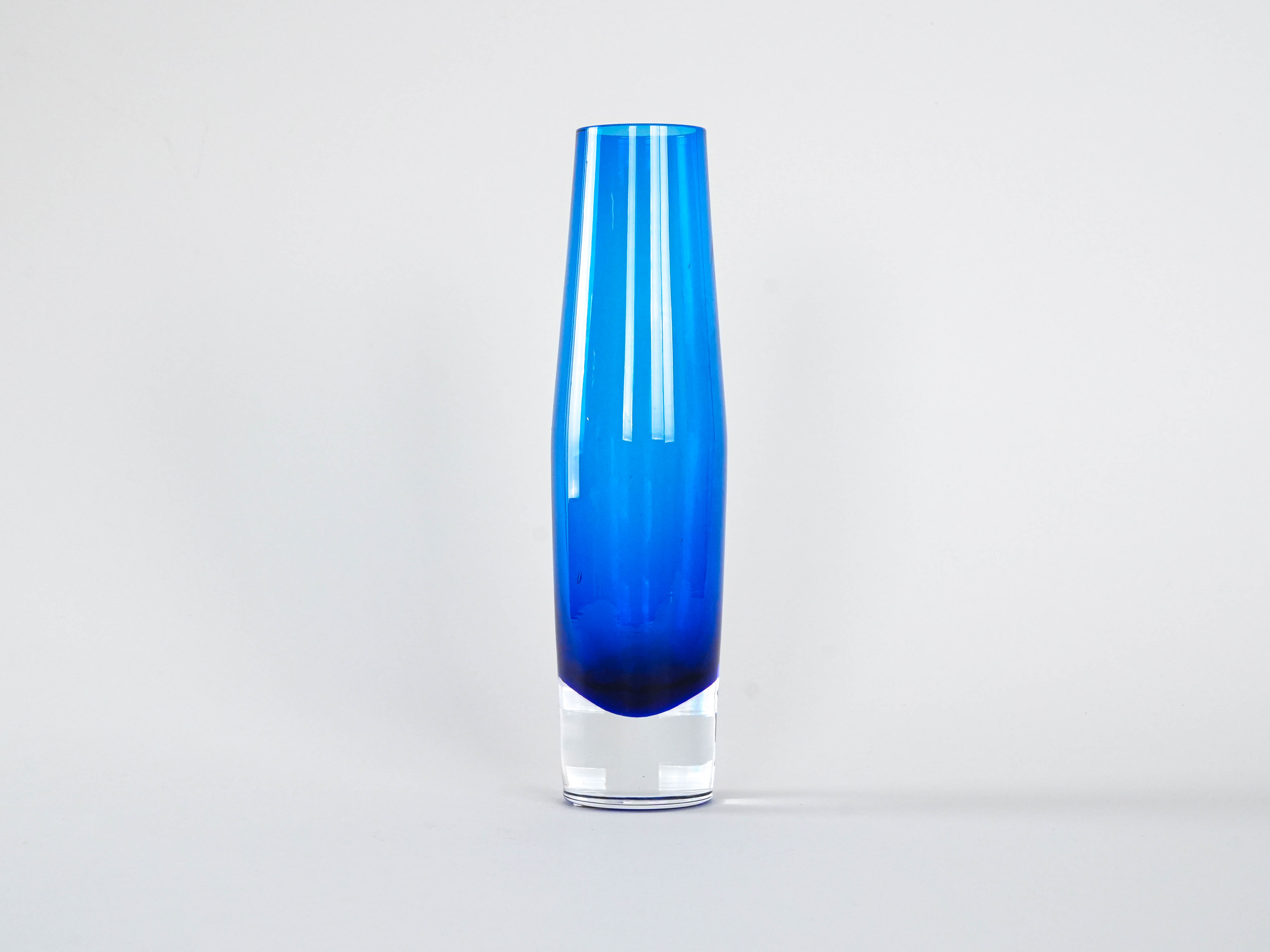 Glass vase Cobalt