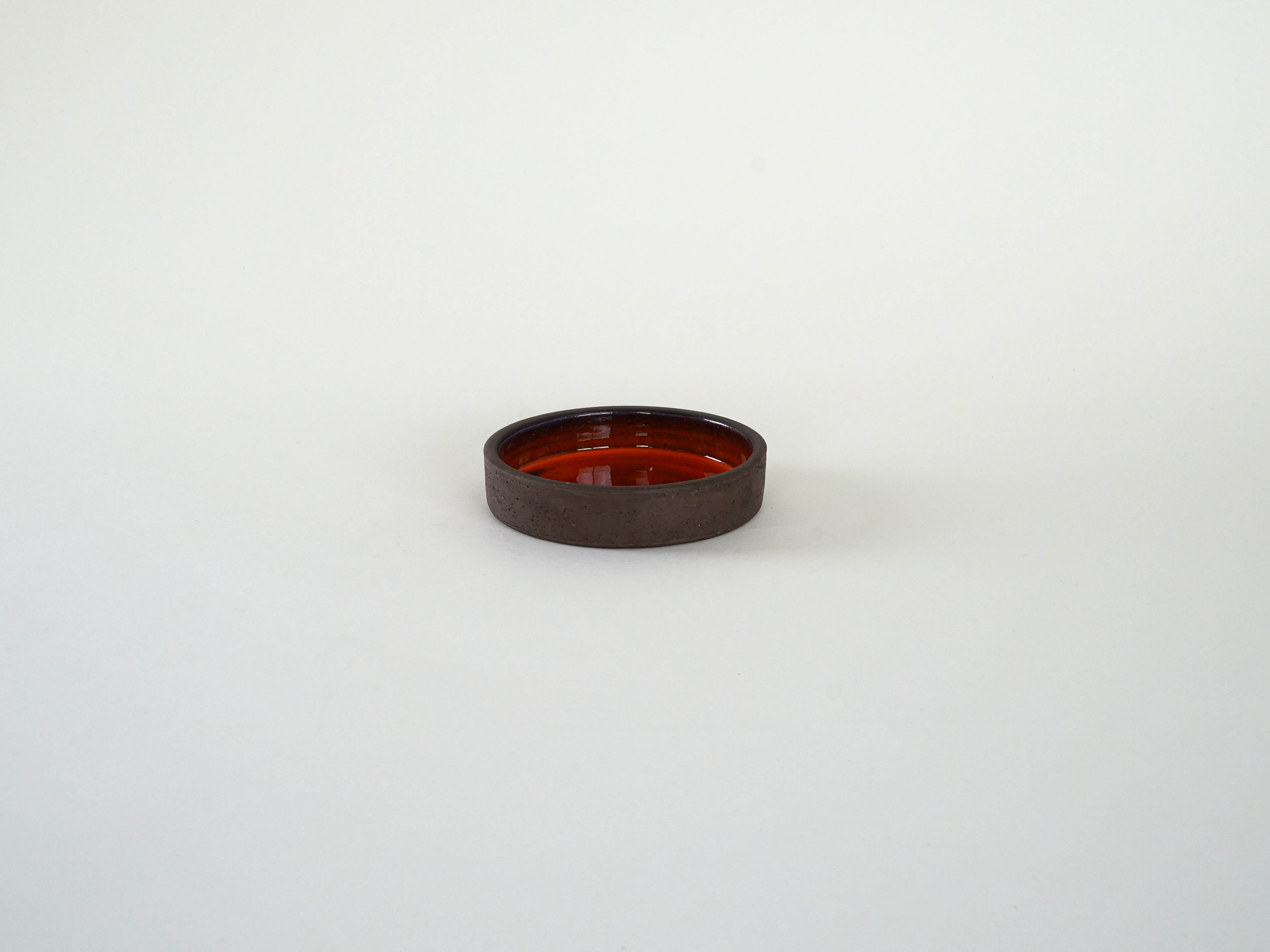 Ceramic bowl Red