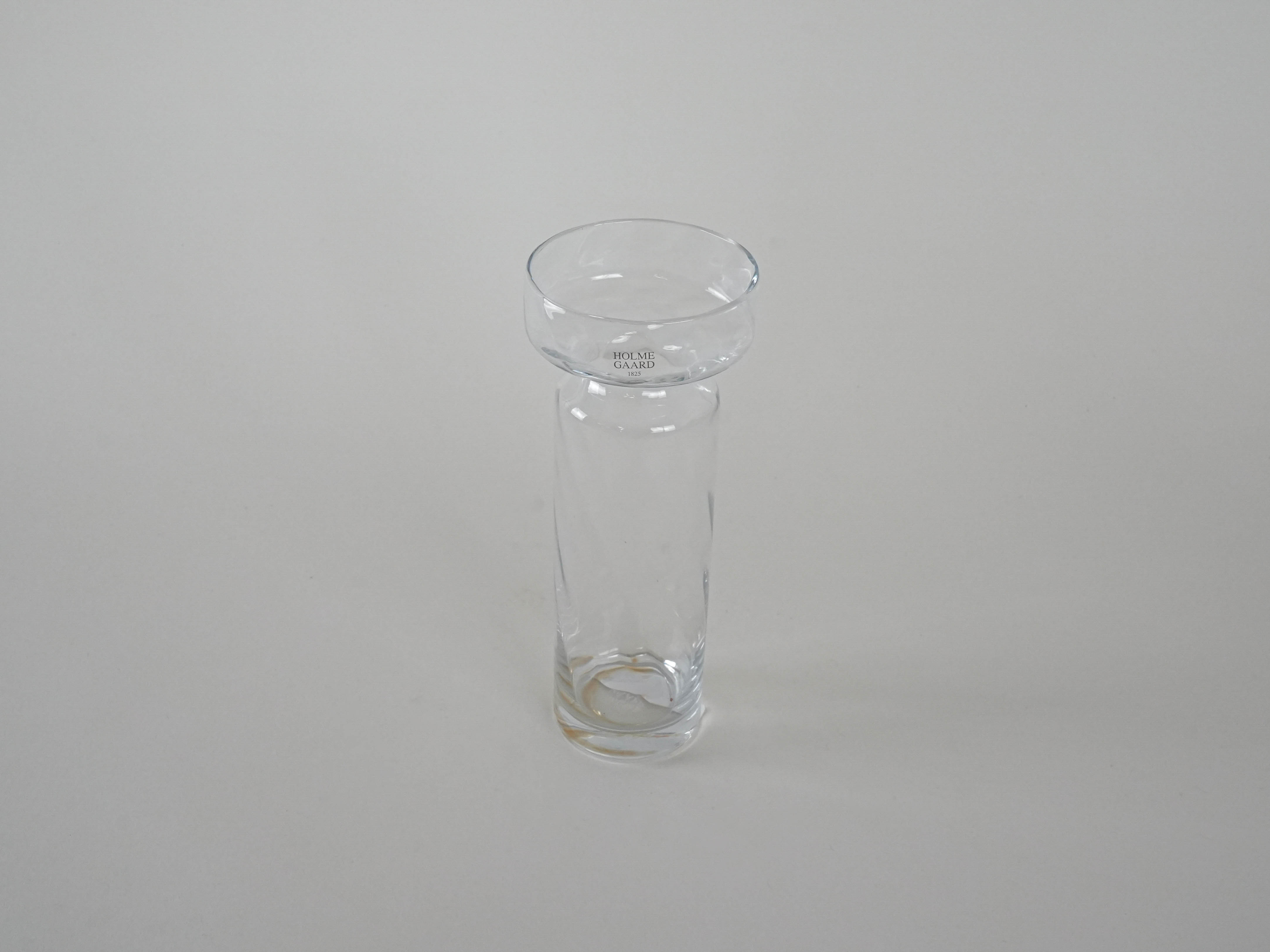 Glass vase Transparent