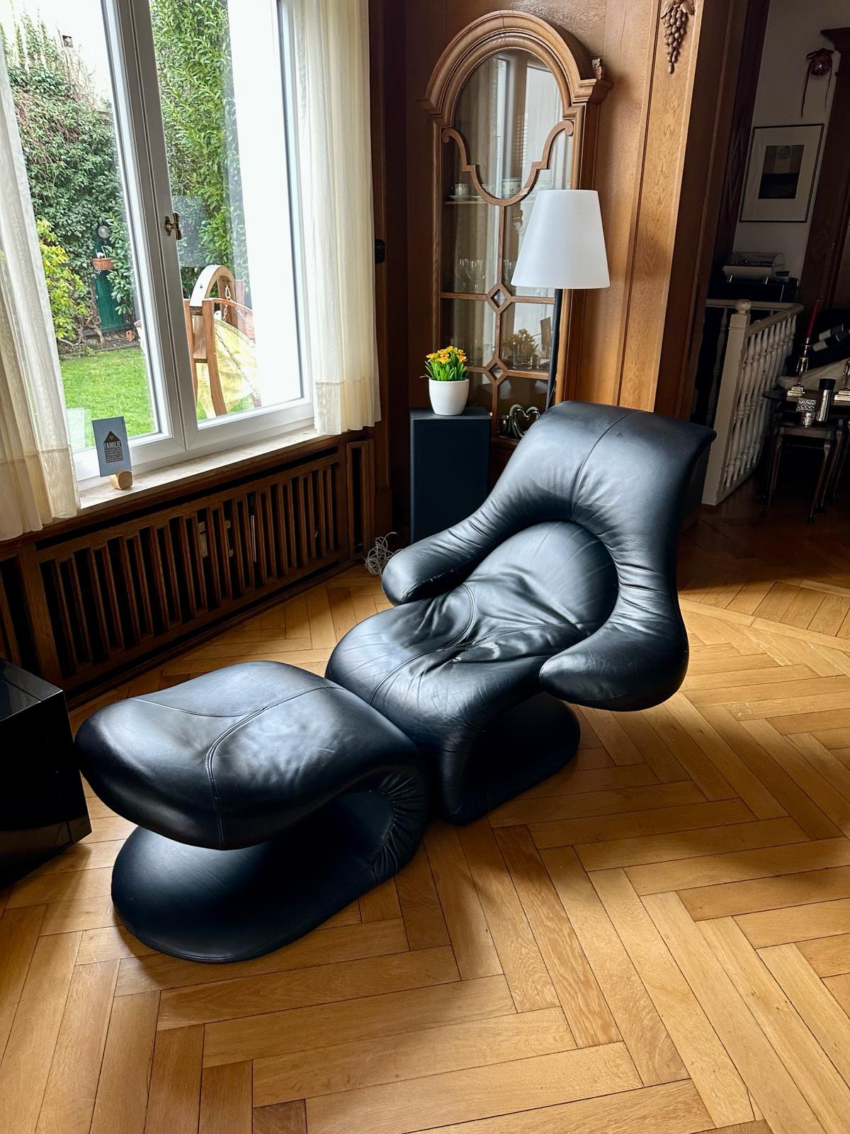Relax Sessel + Fußhocker von Vittorio Introini Leder Schwarz