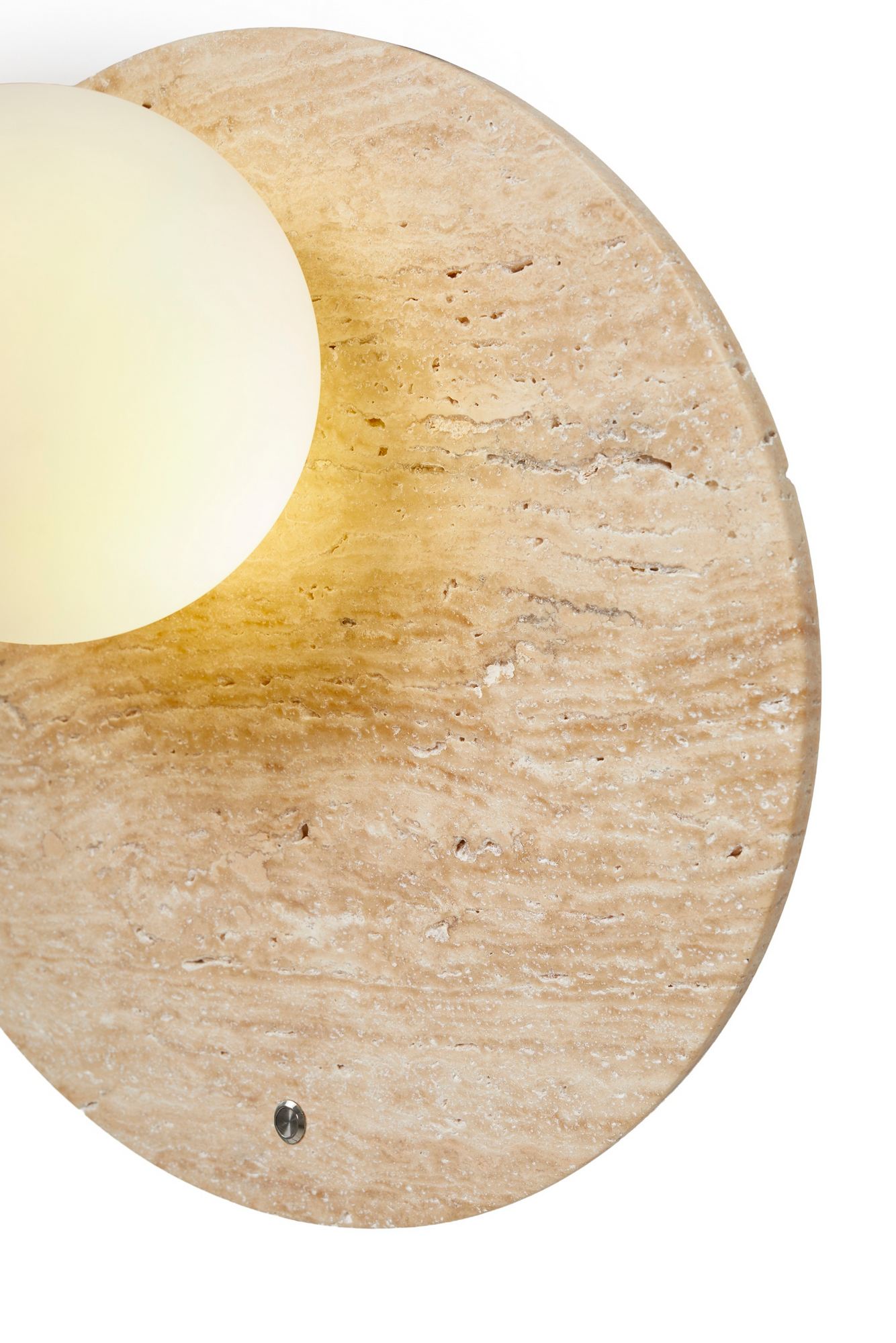 in" is German? Yes. English has an 'e'.
    "Weiß" -> "White".

    Final Result:
    Gate Wall Light Travertine White (or Gate Wall Lamp