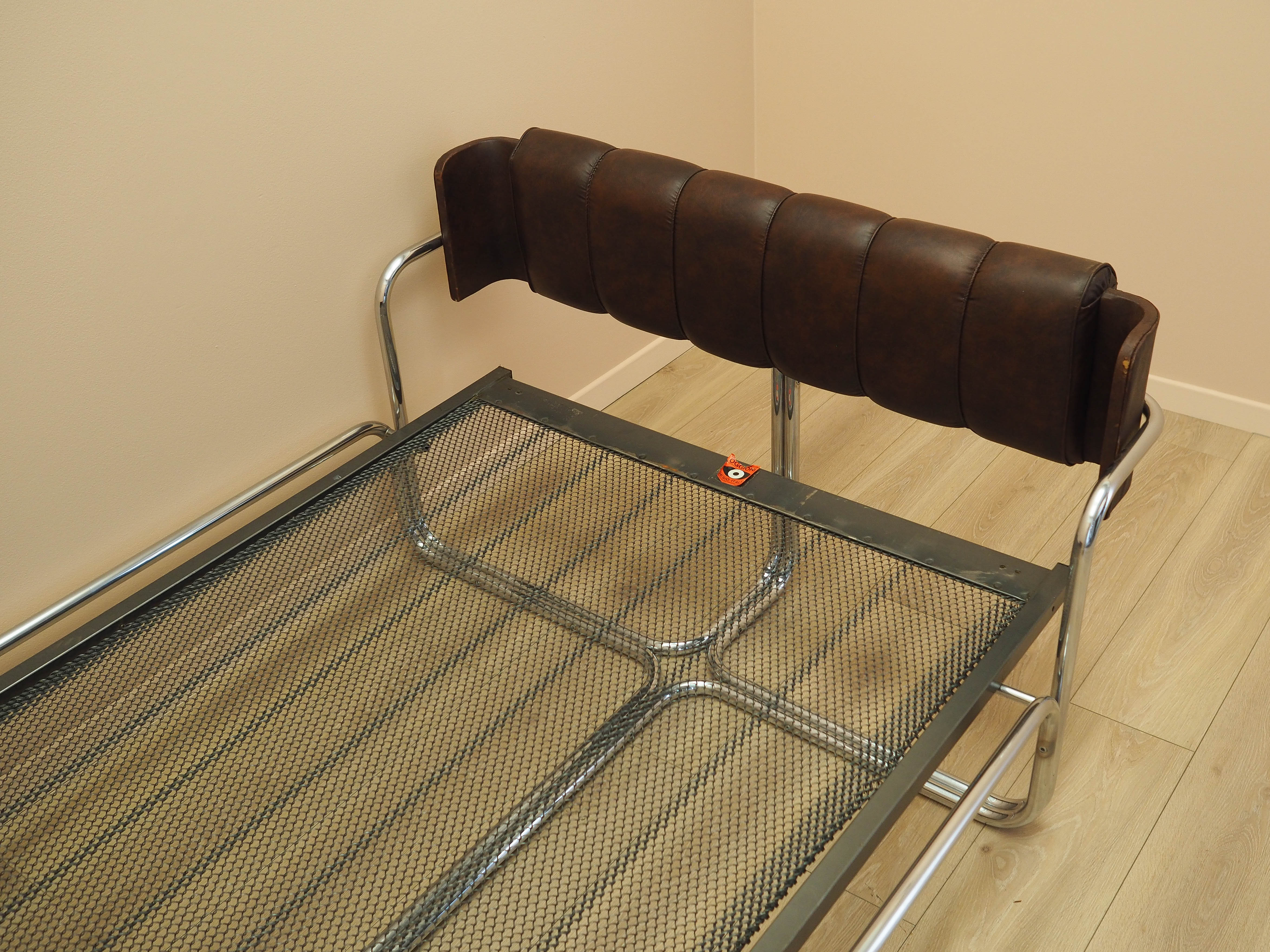 Vintage Bett Metallrahmen Naturleder Braun 1980er Jahre
