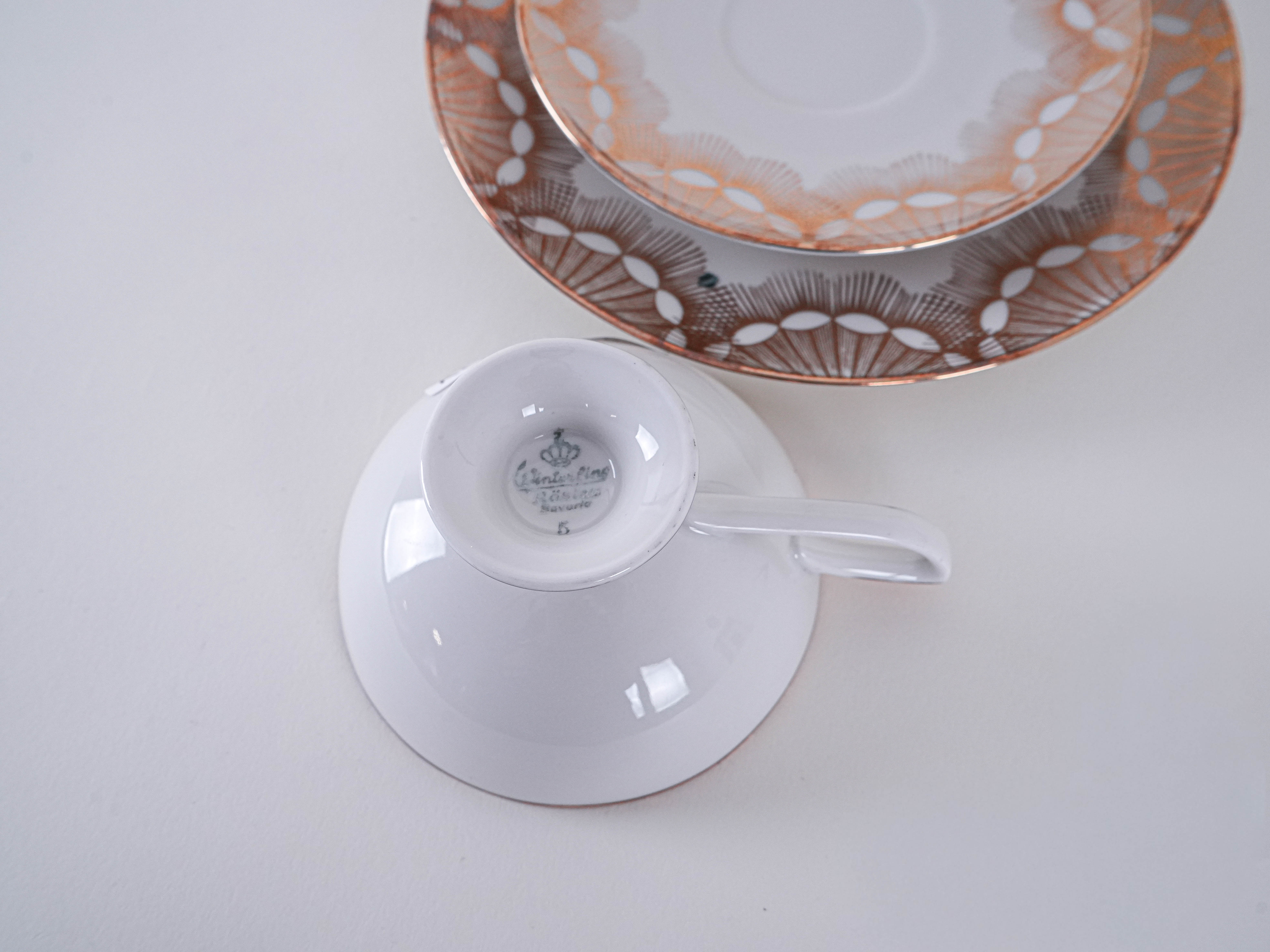 Tazza di porcellana multicolore