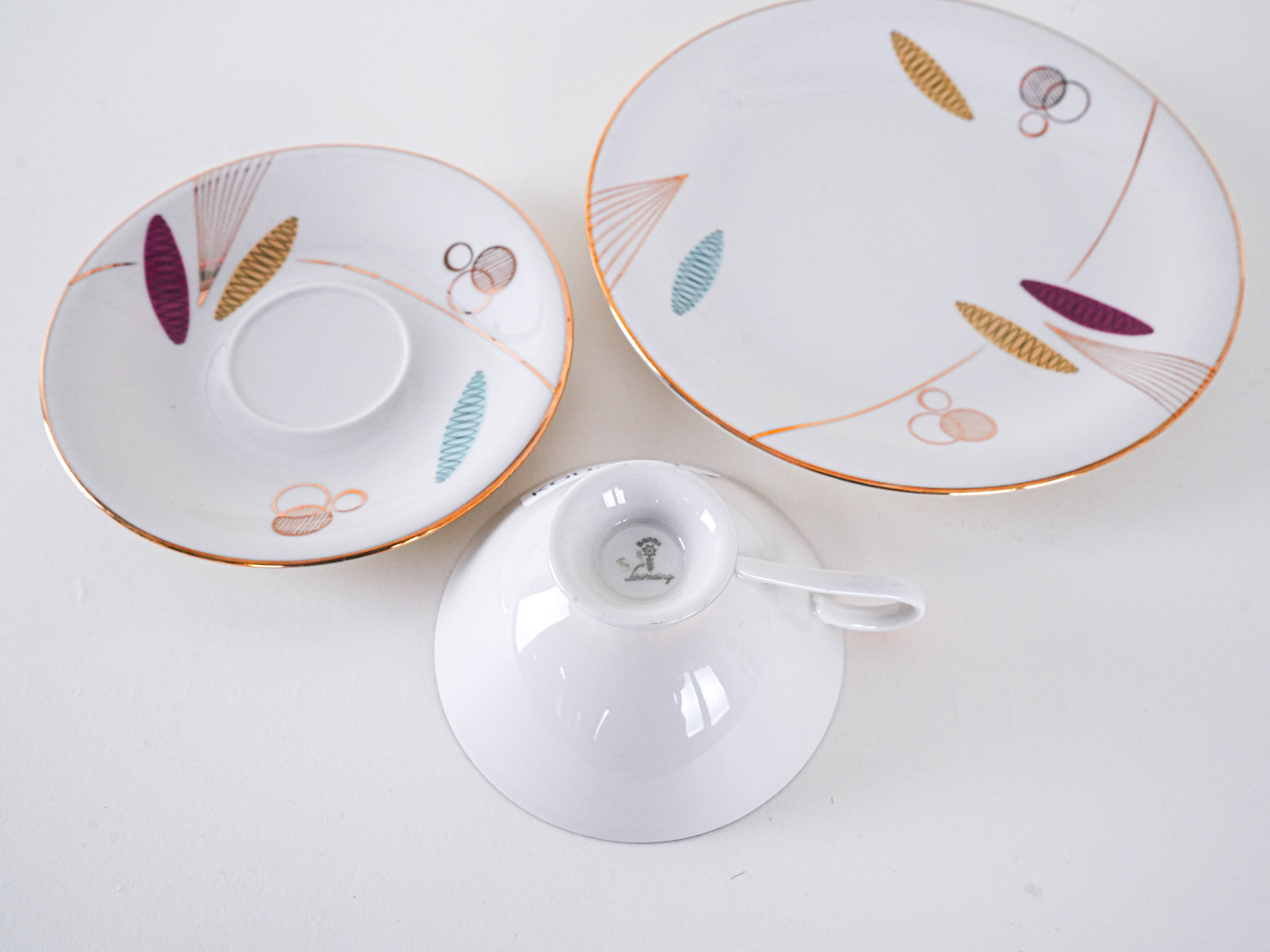 Tazza di porcellana multicolore