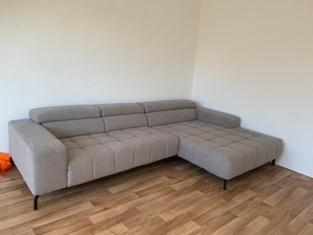 Malo Corner Sofa Motorized Pull-out Function 