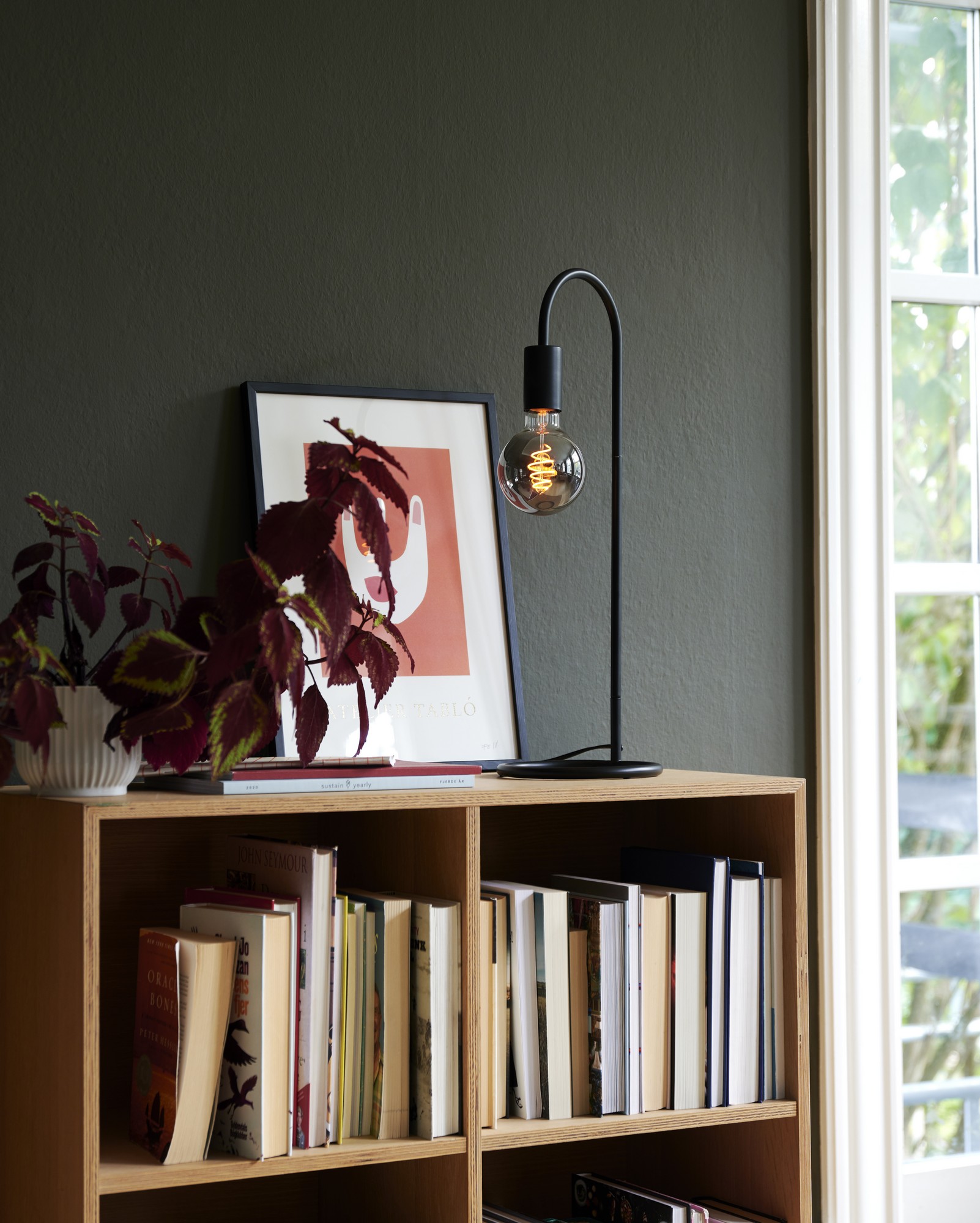 Paco Table Lamp Black