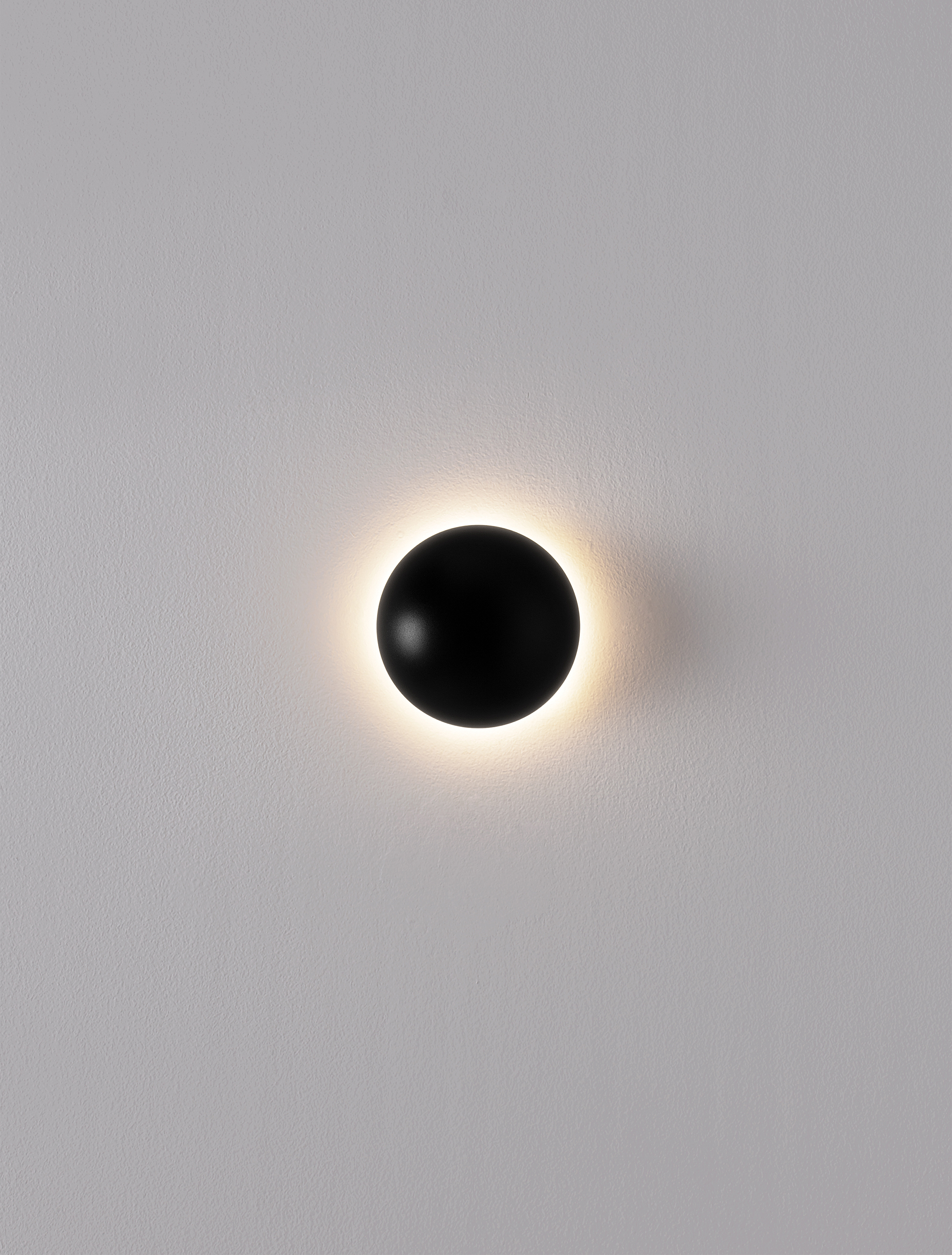 Iona Wandleuchte Aluminium Schwarz