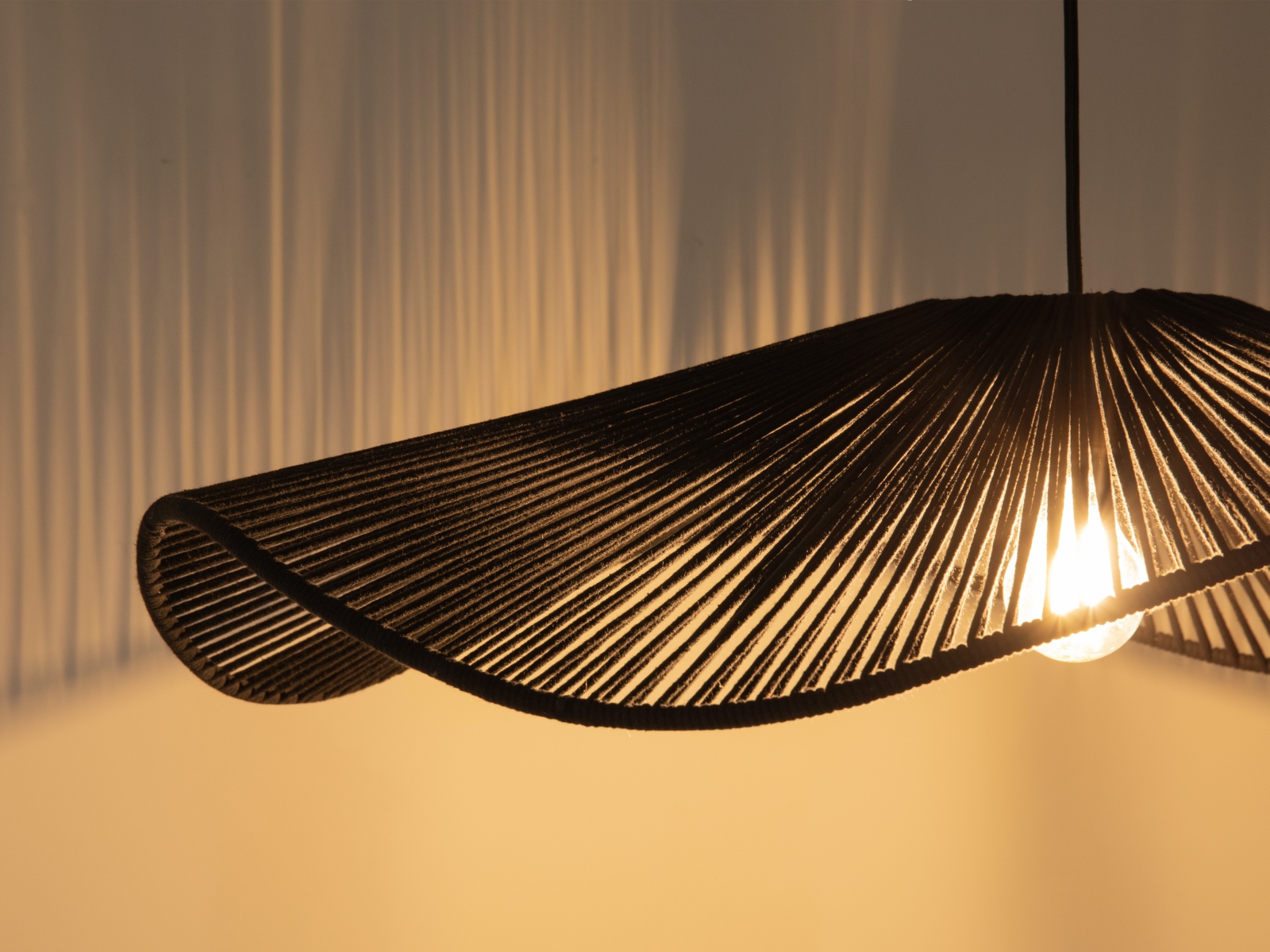 Lampada a sospensione Palmier in metallo nero 58x58x13 cm