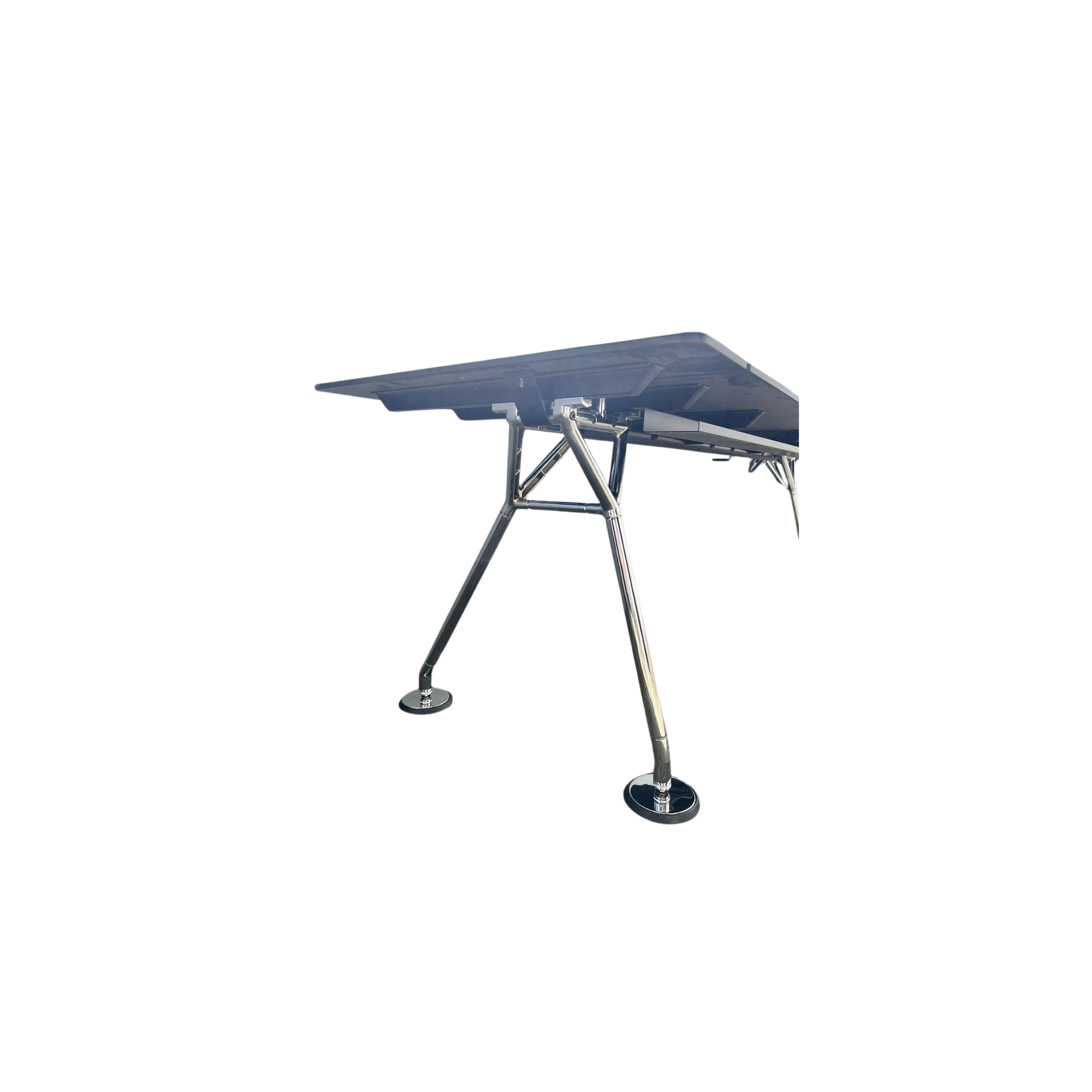 Nomos Desk by Norman Foster