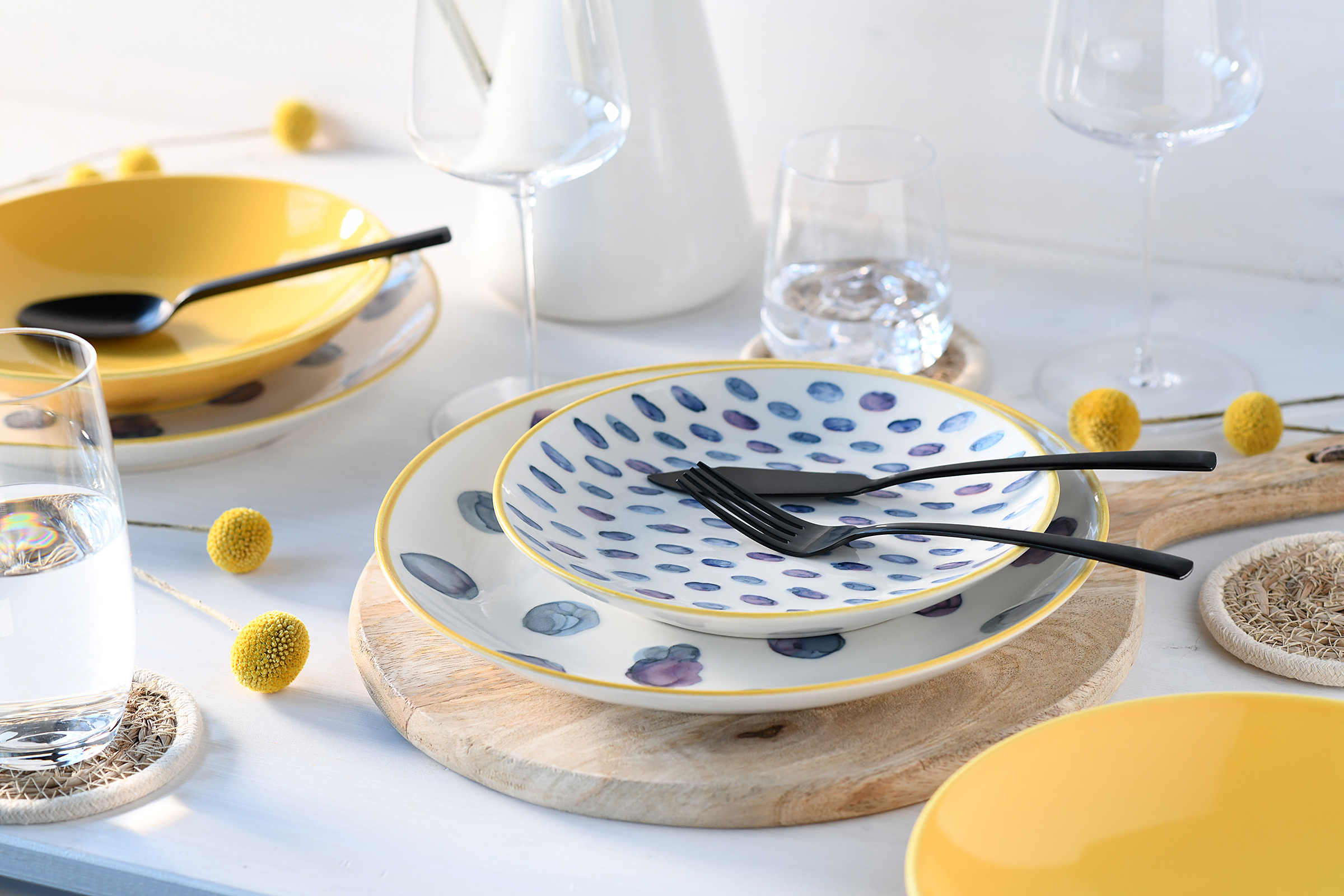 Maisie Dinner Set 12-Piece Stoneware