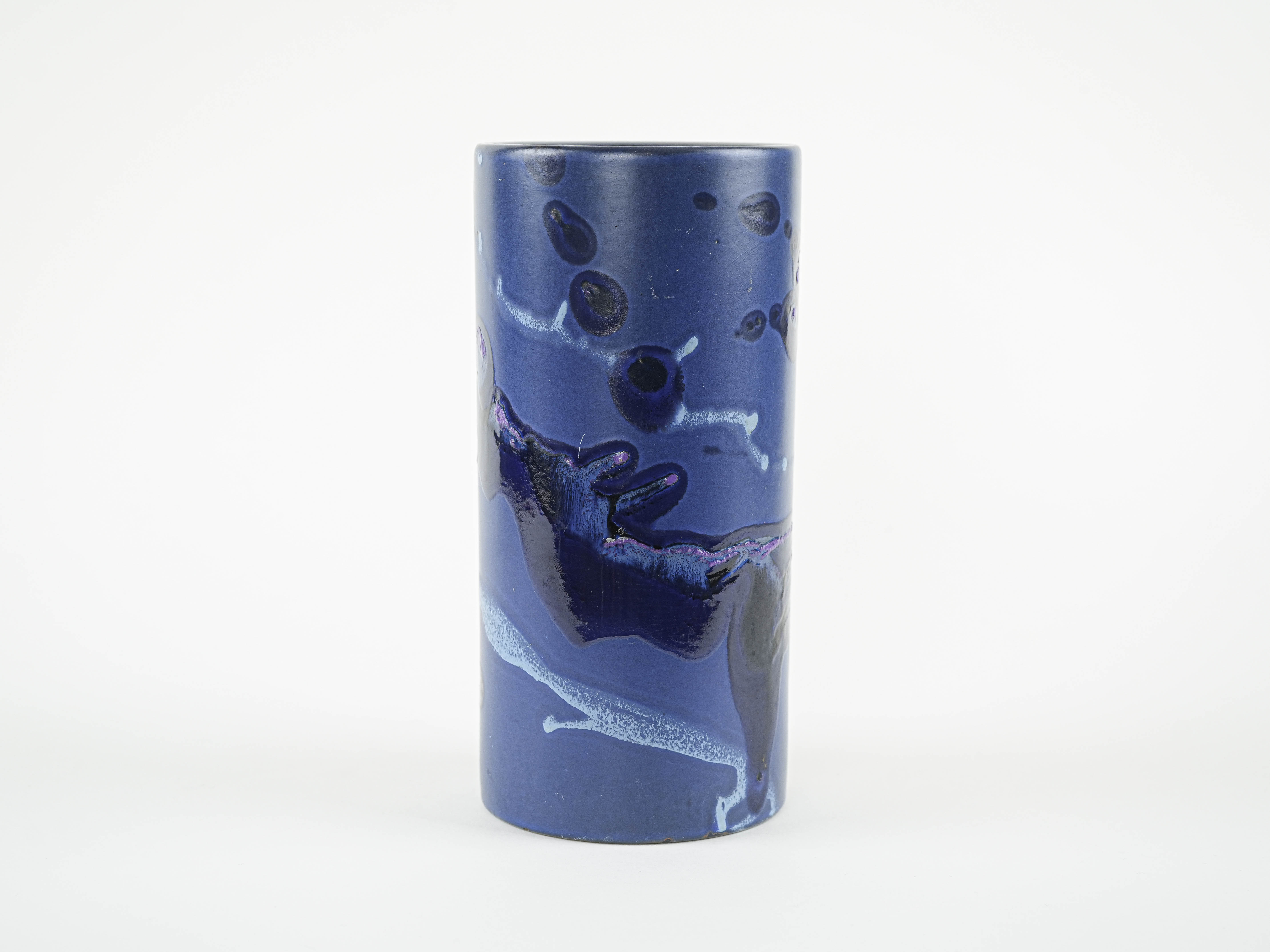 Cylindrical vase 1970s