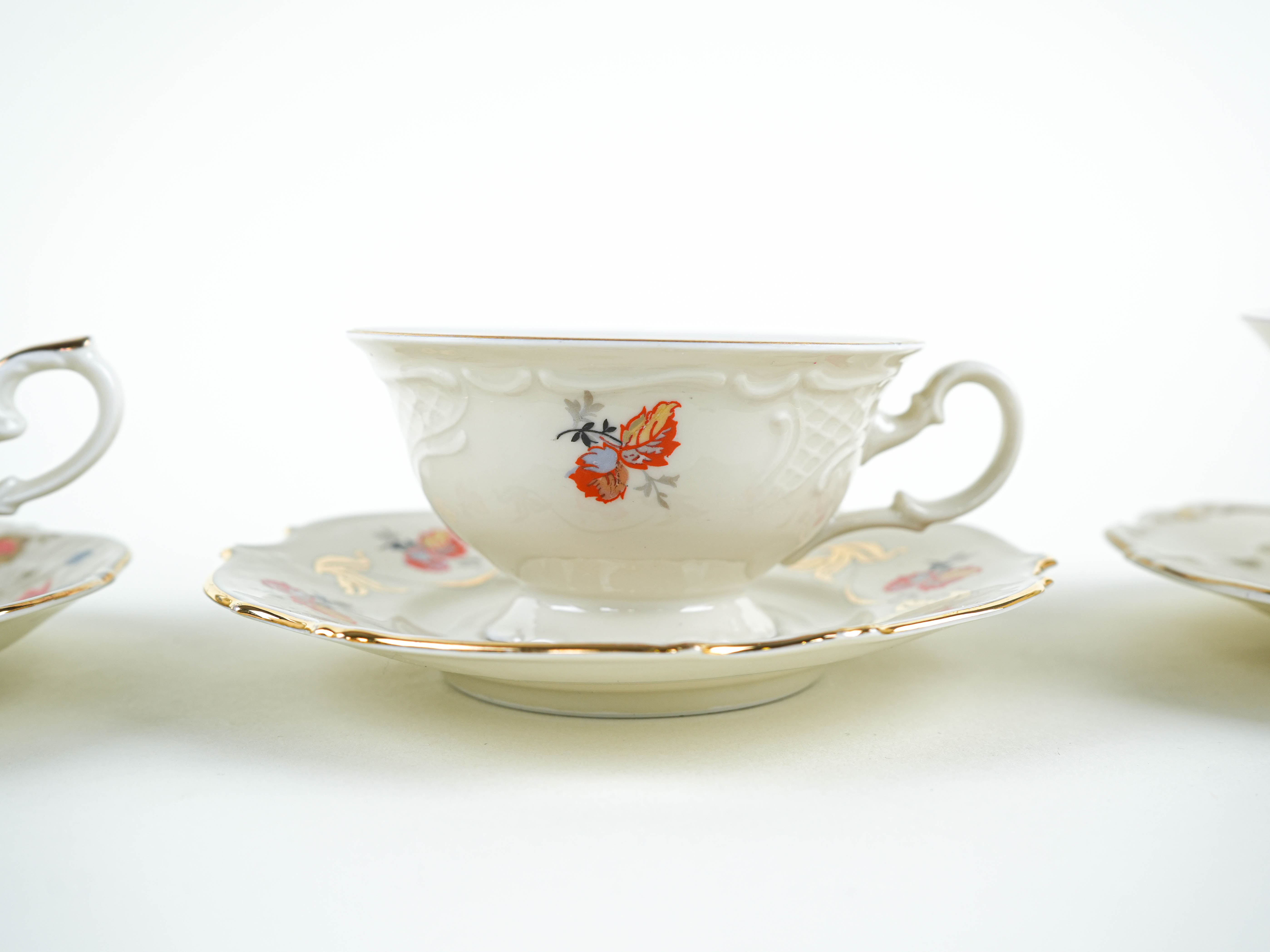 Porcelain cup set 20th century
