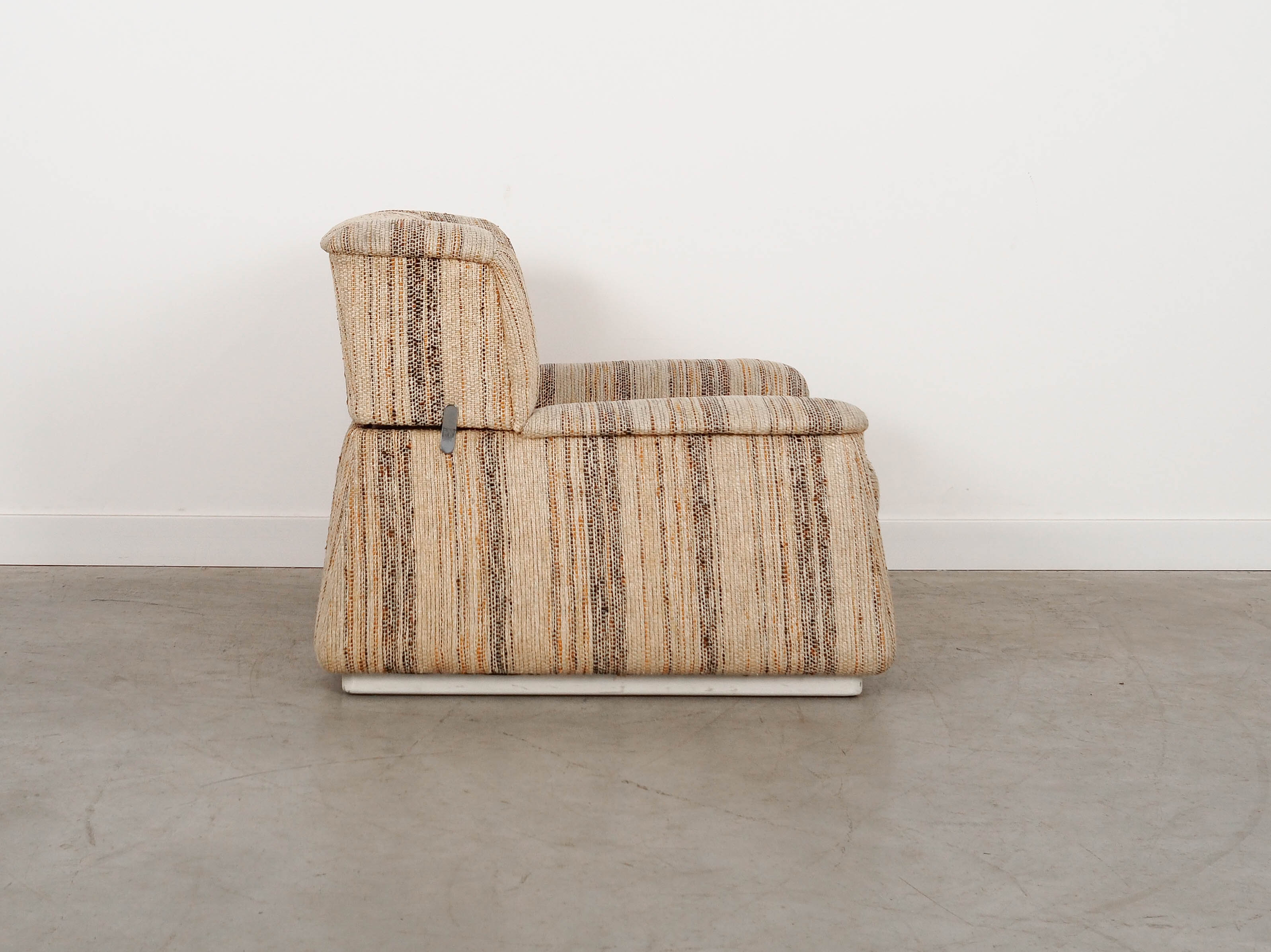 Saporiti Loungesessel Stoff Beige Holz 1960er Jahre
