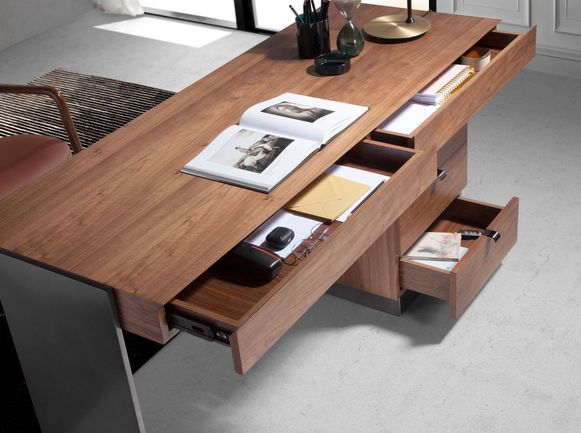 Desk Walnut Steel Polished Darkened 3237
