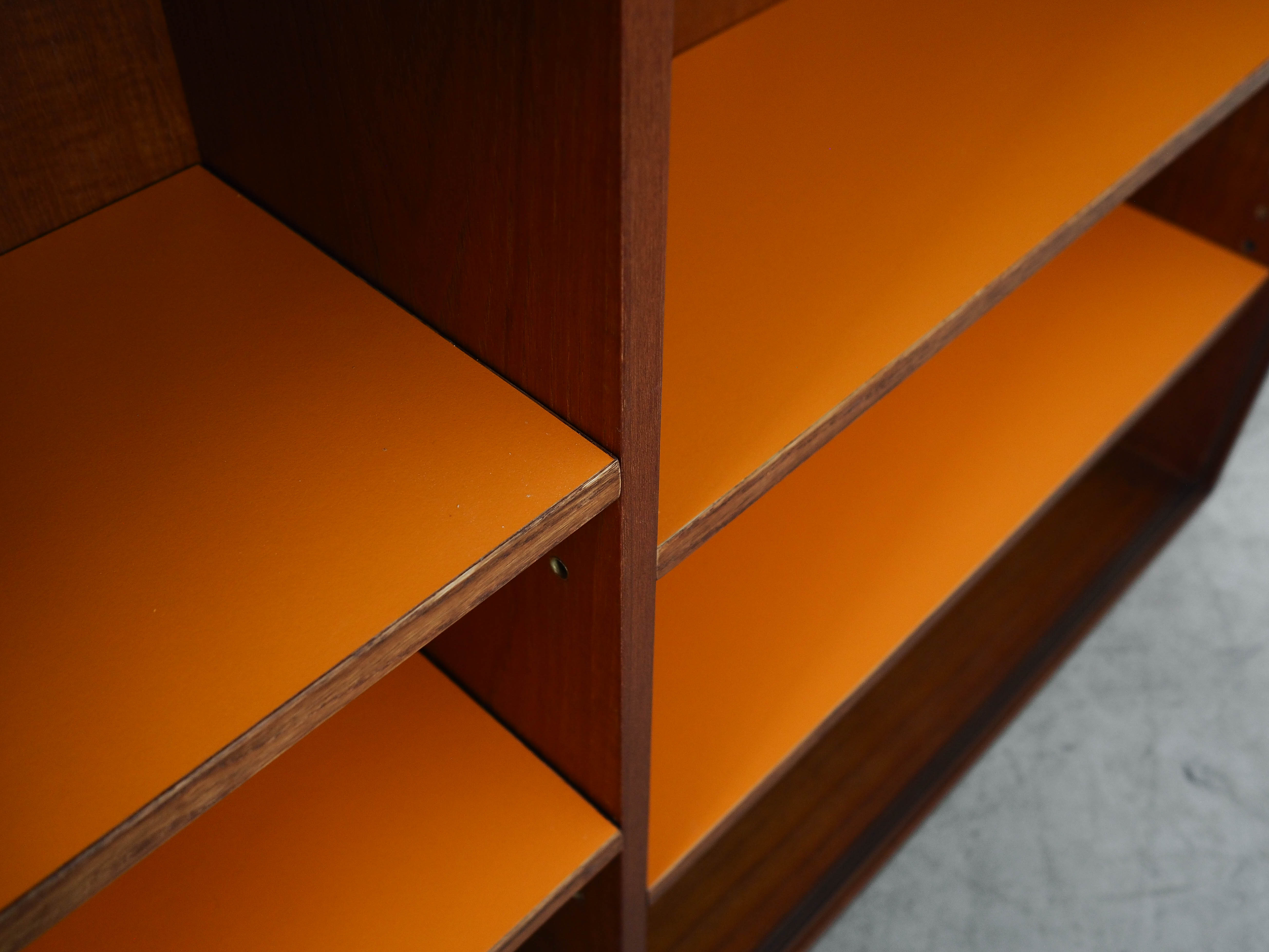 RT Furniture Bookshelf Teak Veneer 1970s