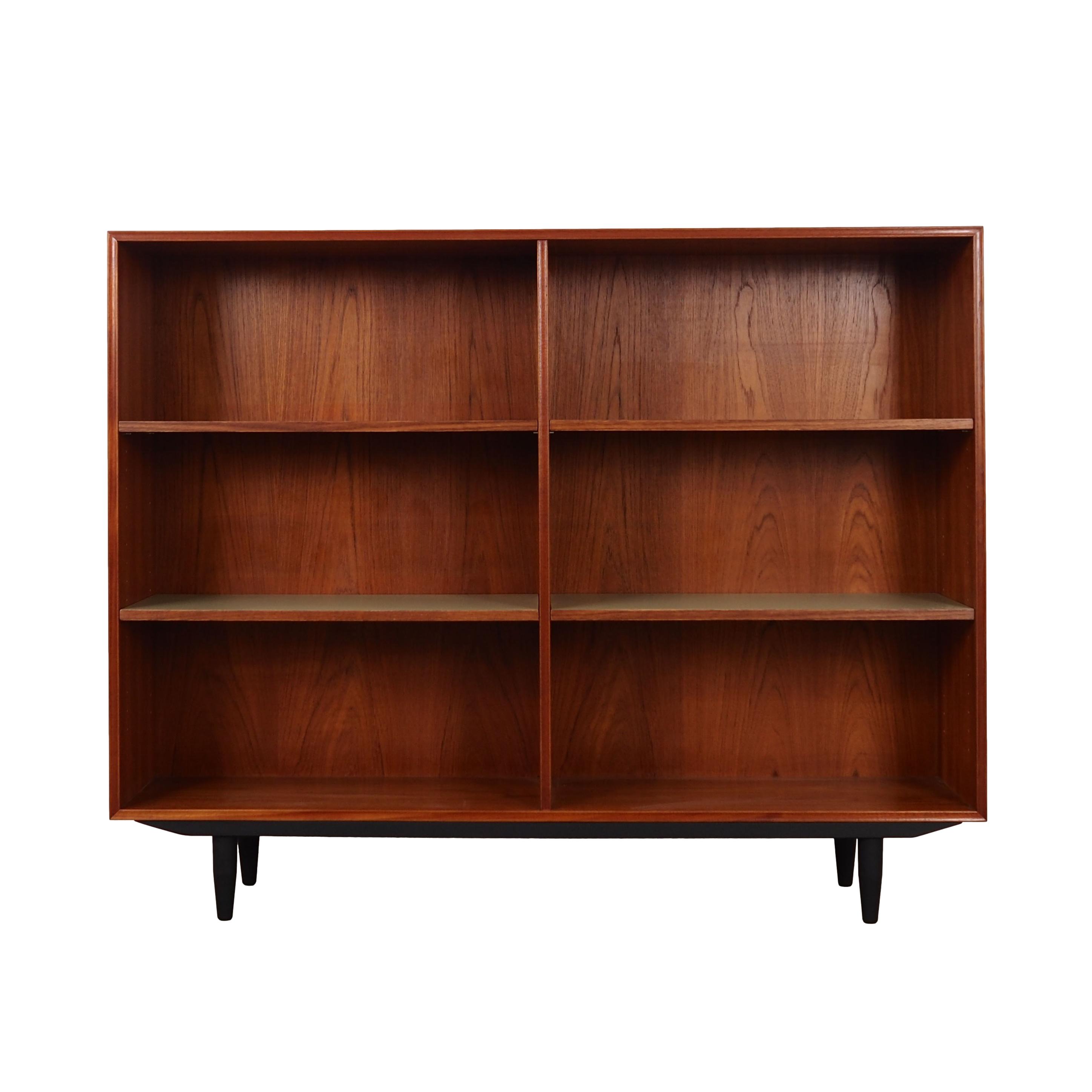 RT Furniture Bookshelf Teak Veneer 1970s
