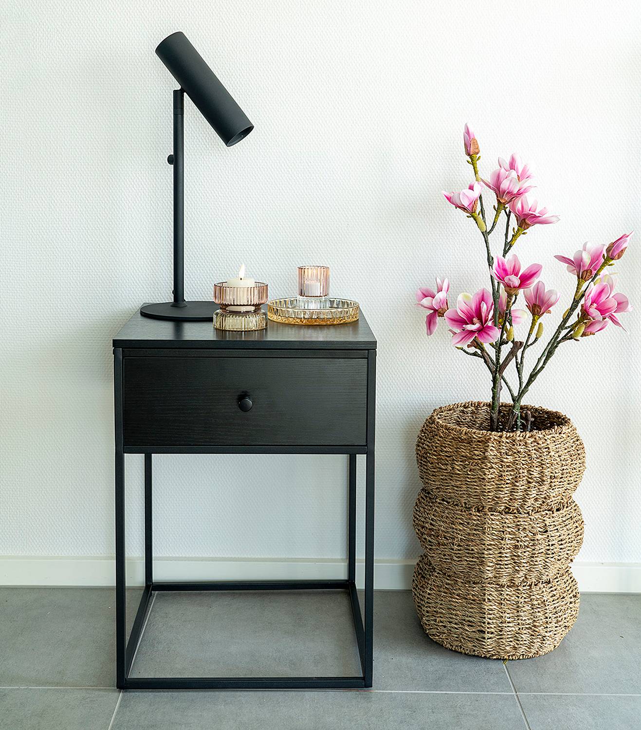 Magnolia Artificial Plant Polyethylene Black Pink
