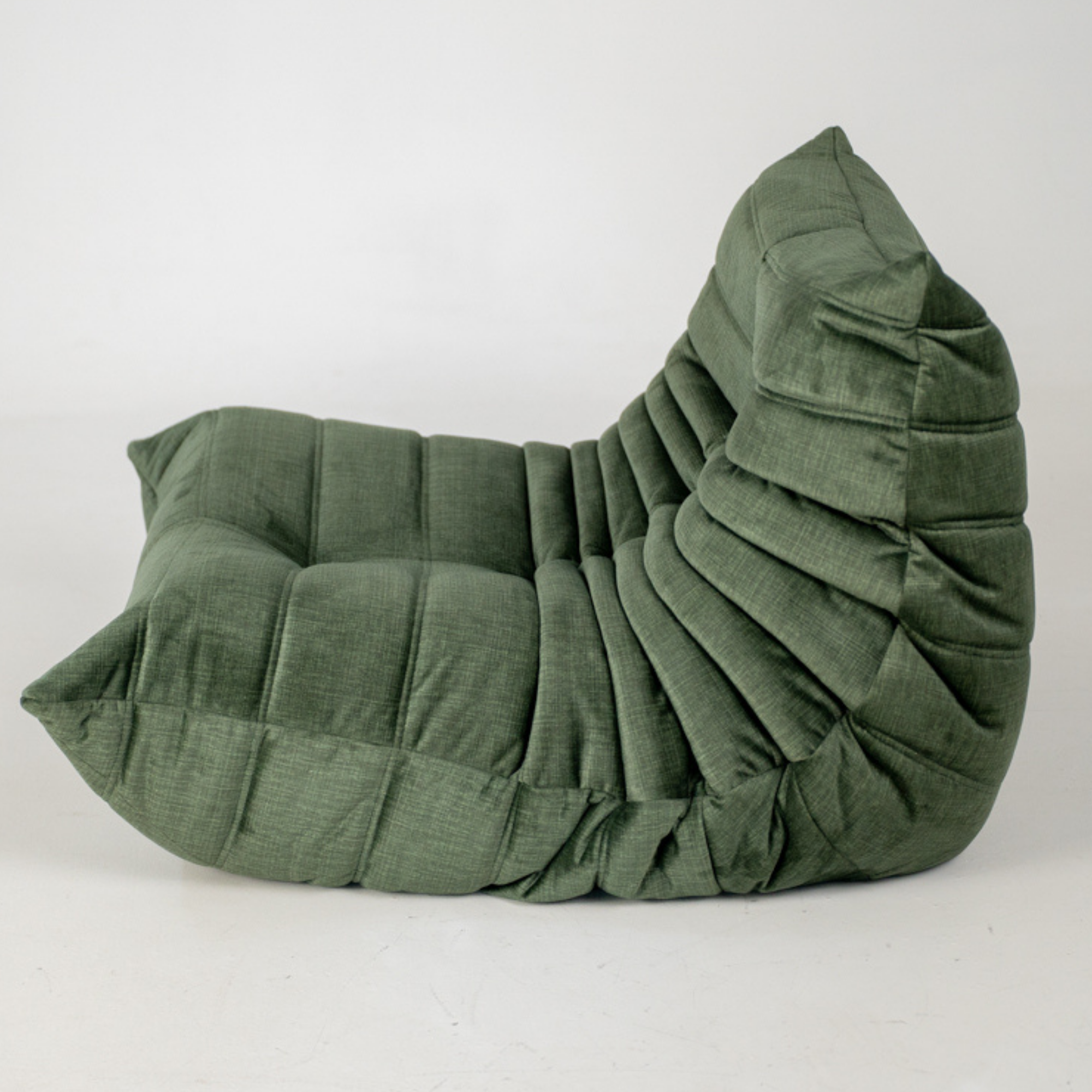 Poltrona Togo Wave Rib Velluto Verde Muschio