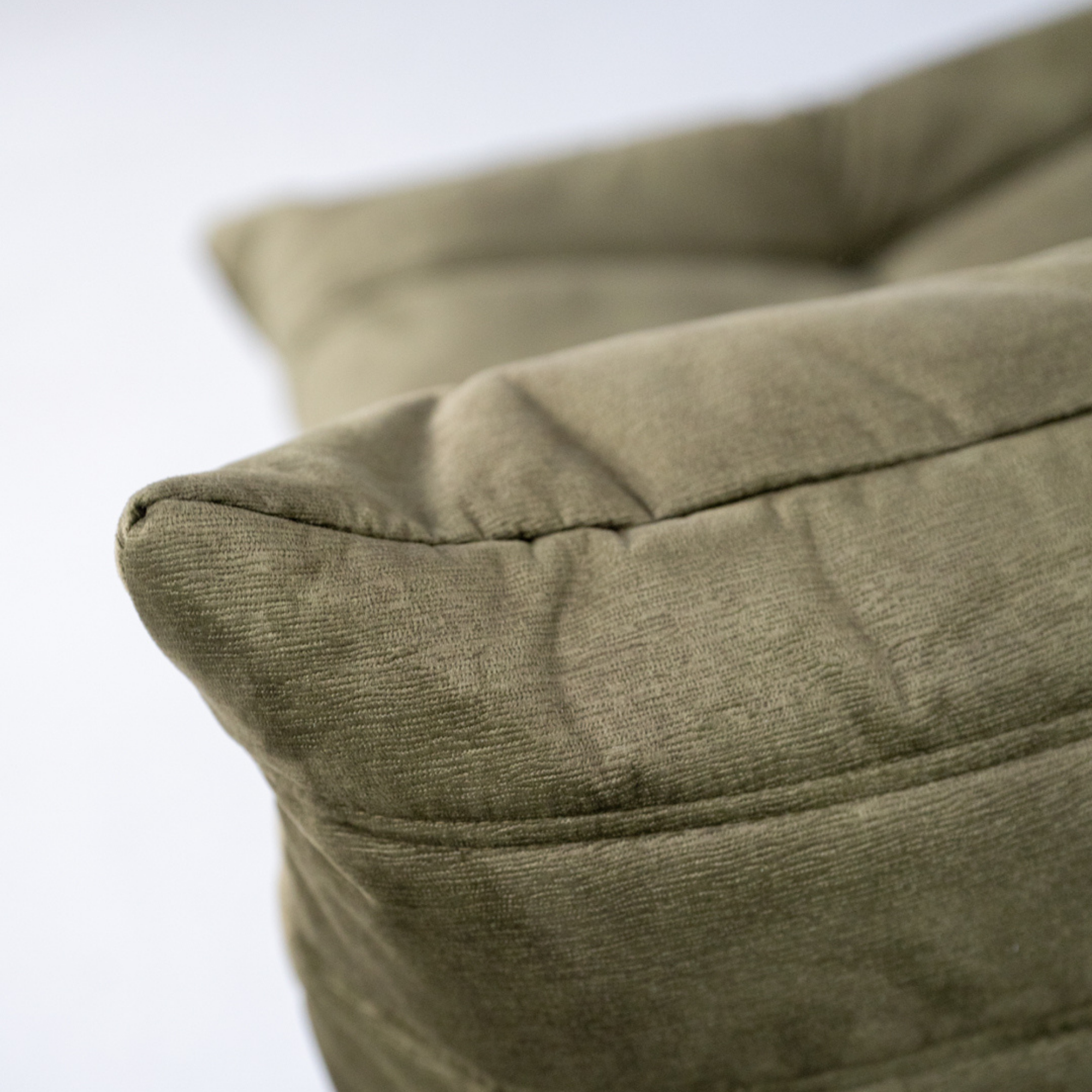 Togo Armchair Wave Velvet Olive Green