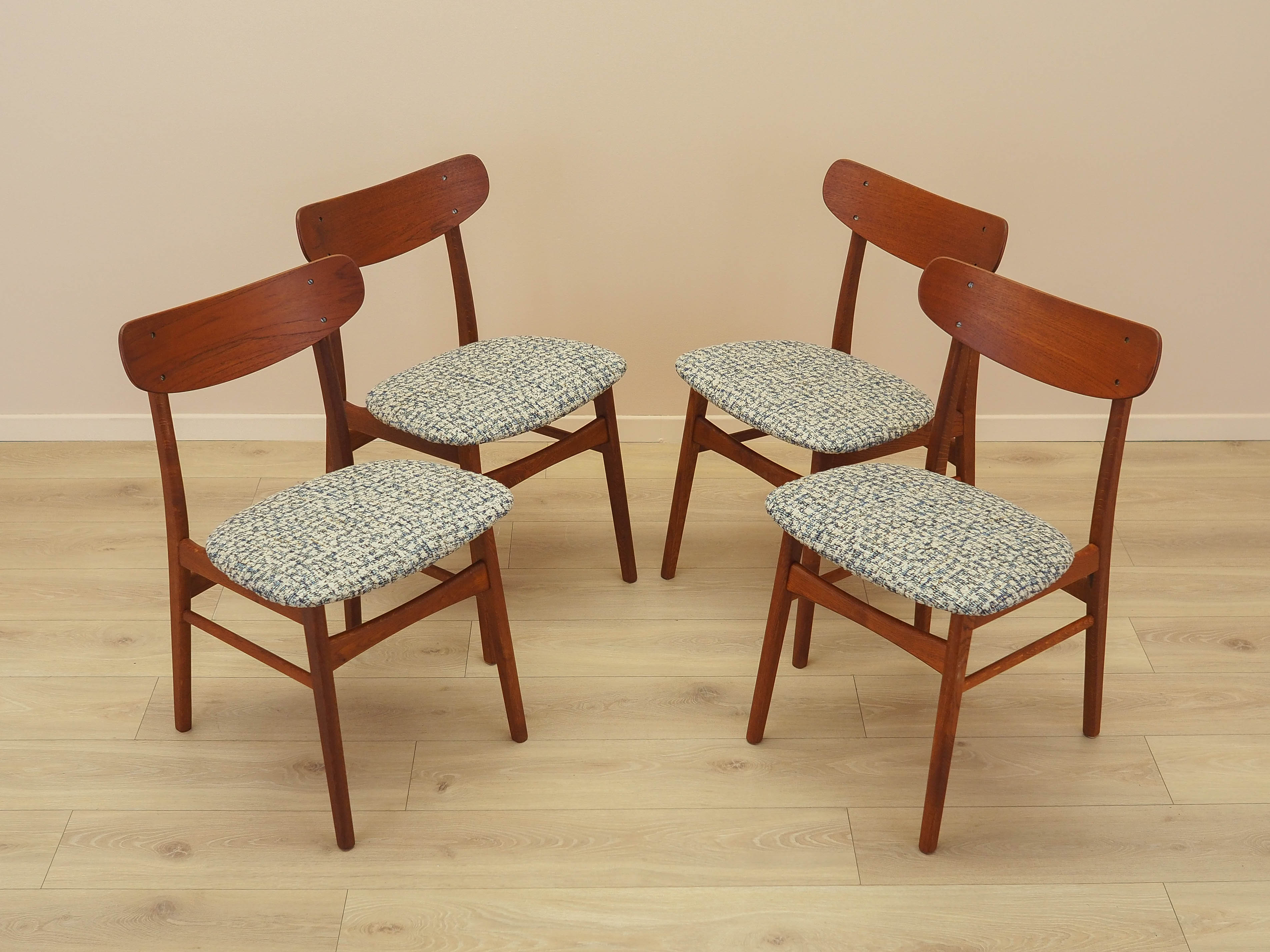 Vierer-Set Teak-Stühle 1970er Jahre Braun