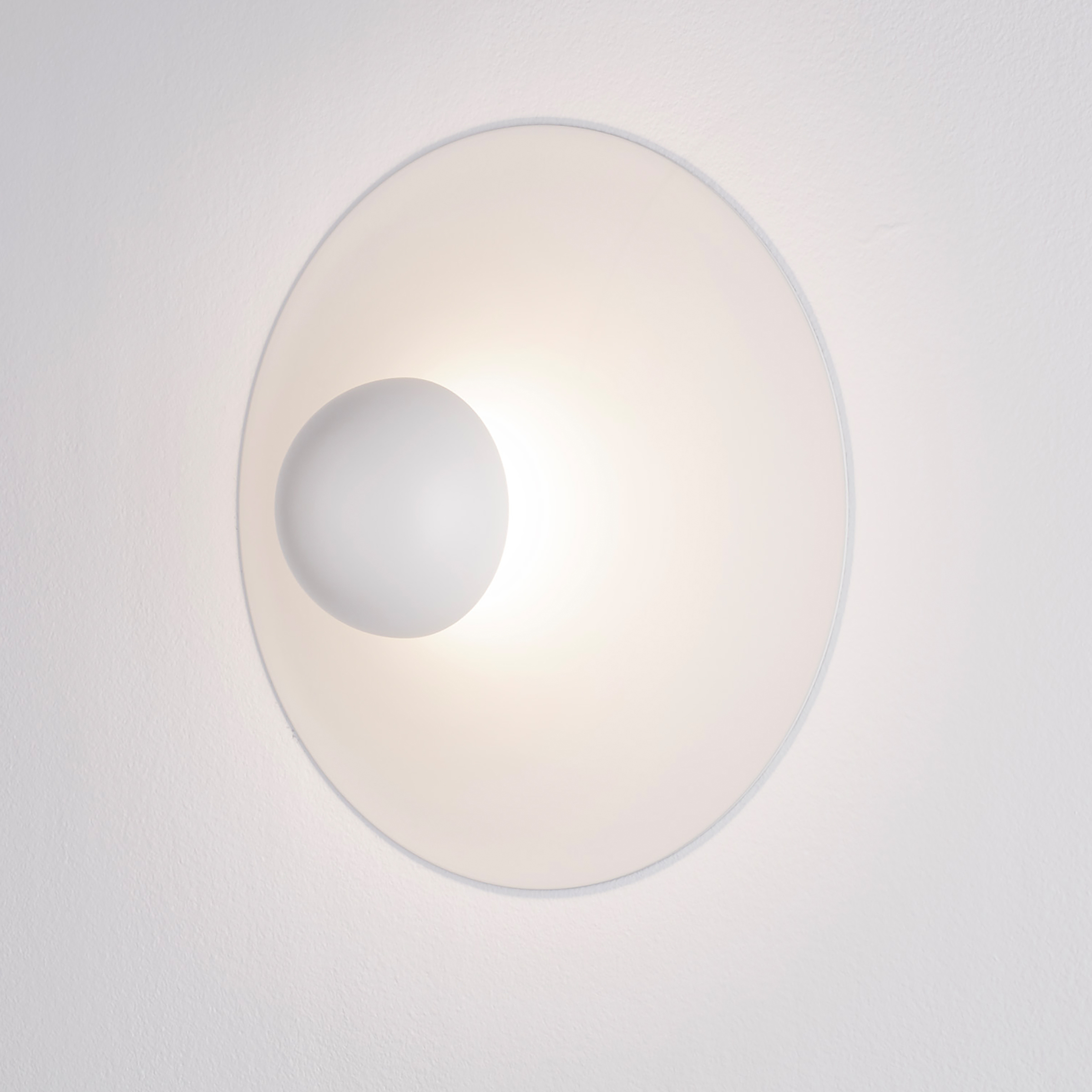 Edem Wall Lamp Aluminum White