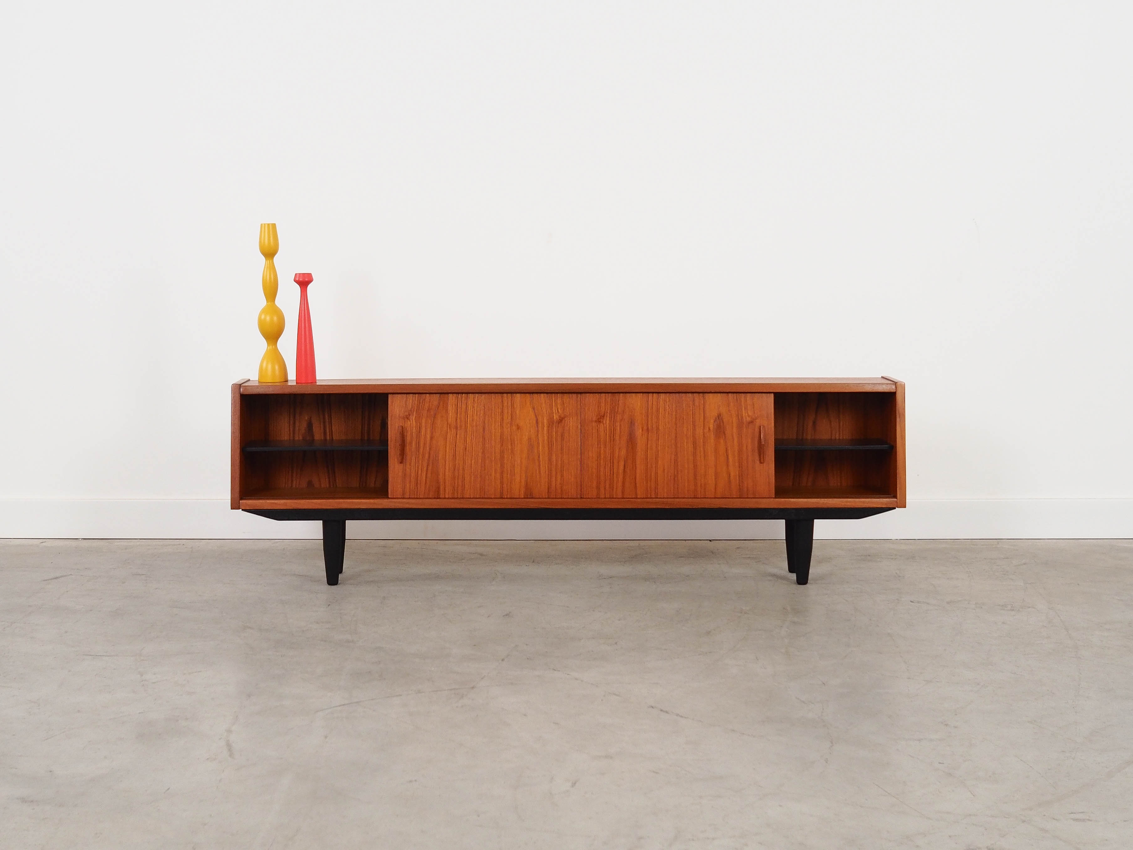 Vintage Teak-Schrank Braun 1970 Jahre