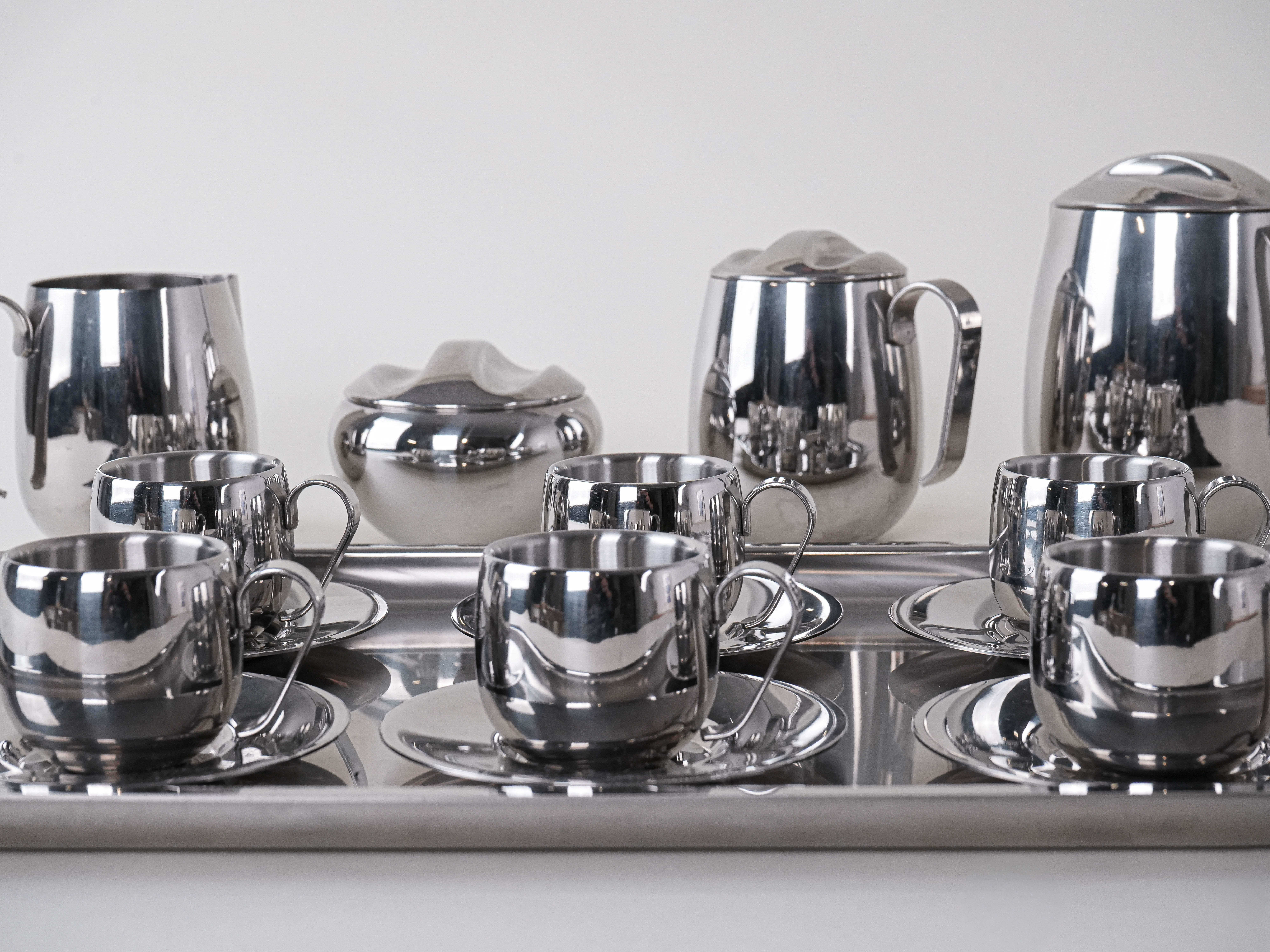 Kaffee- und Tee-Service Silber