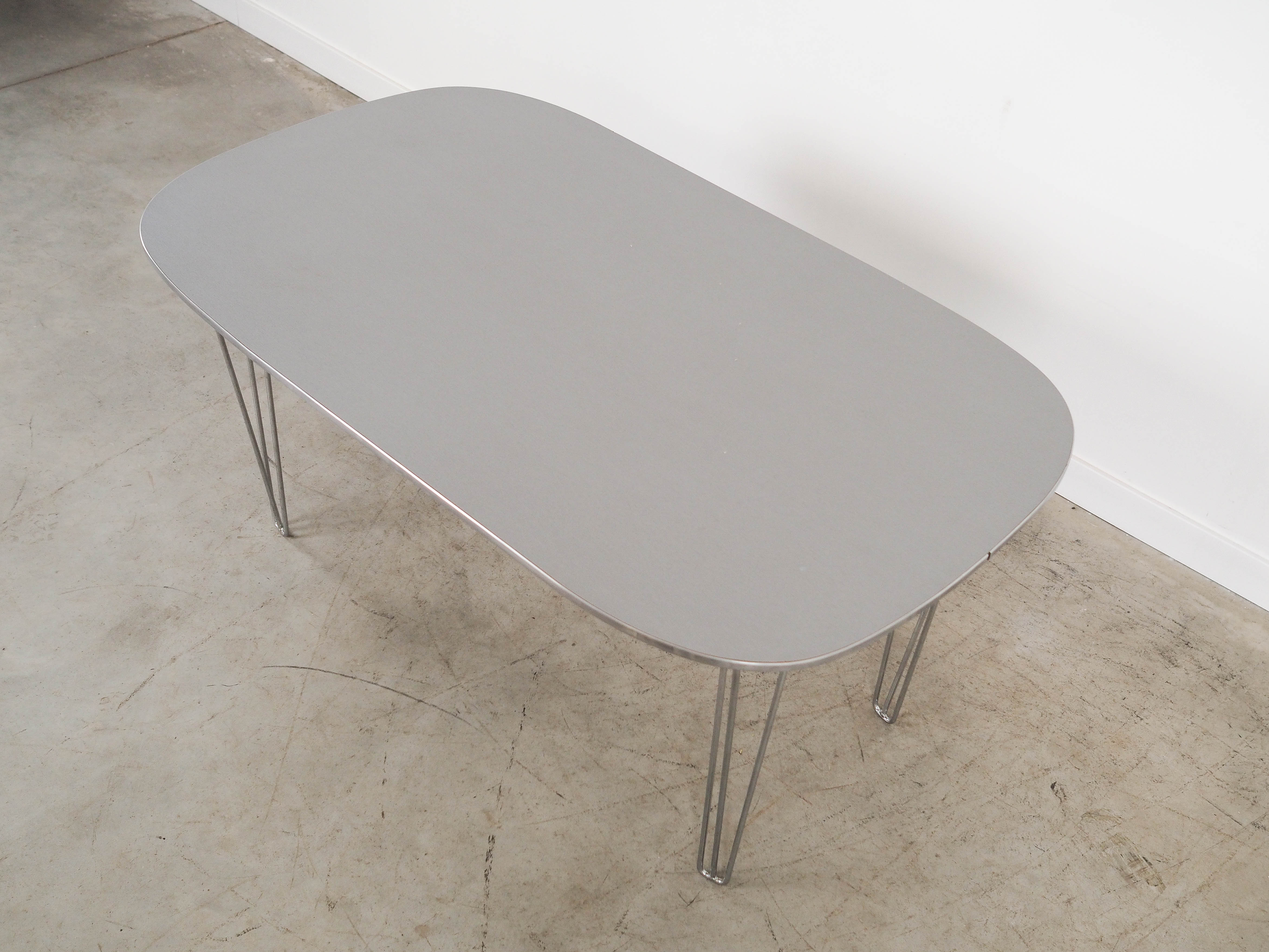 Table Grey 1980s