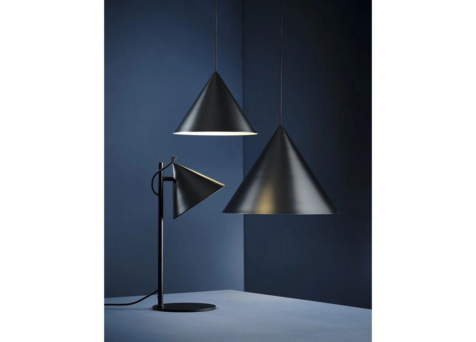 Benjamin Tischlampe Schwarz