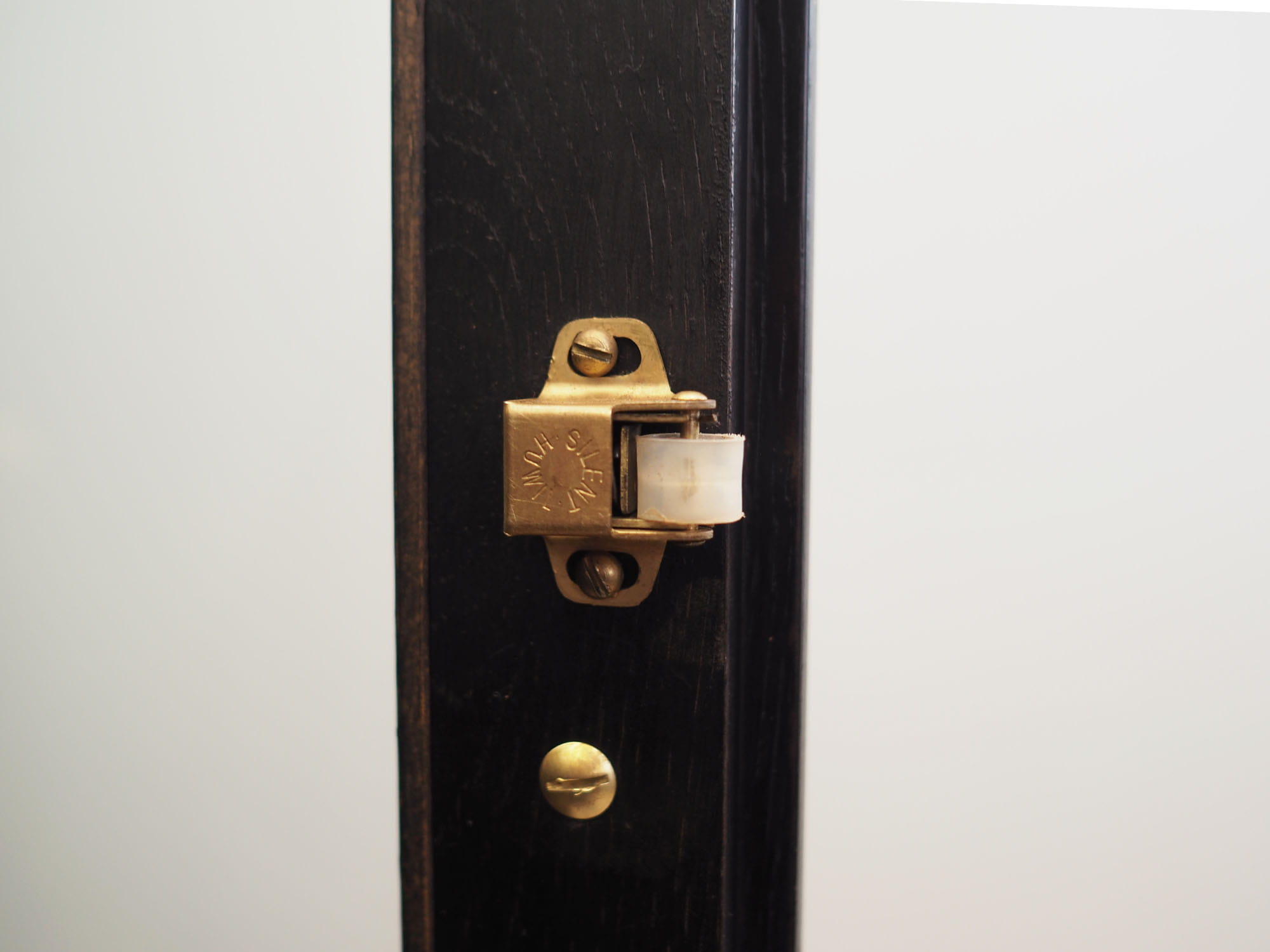 Vintage Schrank Eichenholz Grau 1960er Jahre