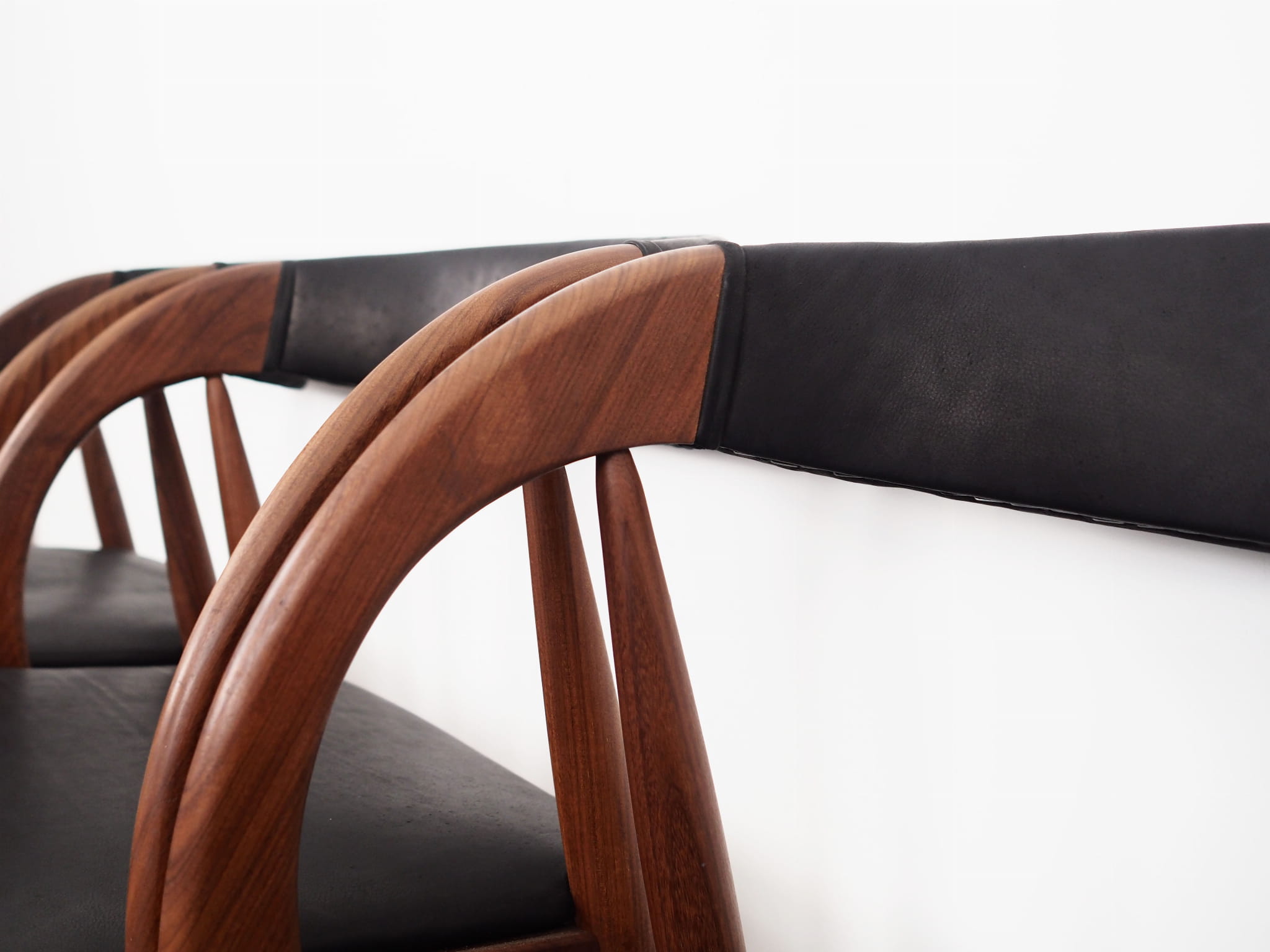 4x Vintage Chair Teak Wood Textile Black 1970s