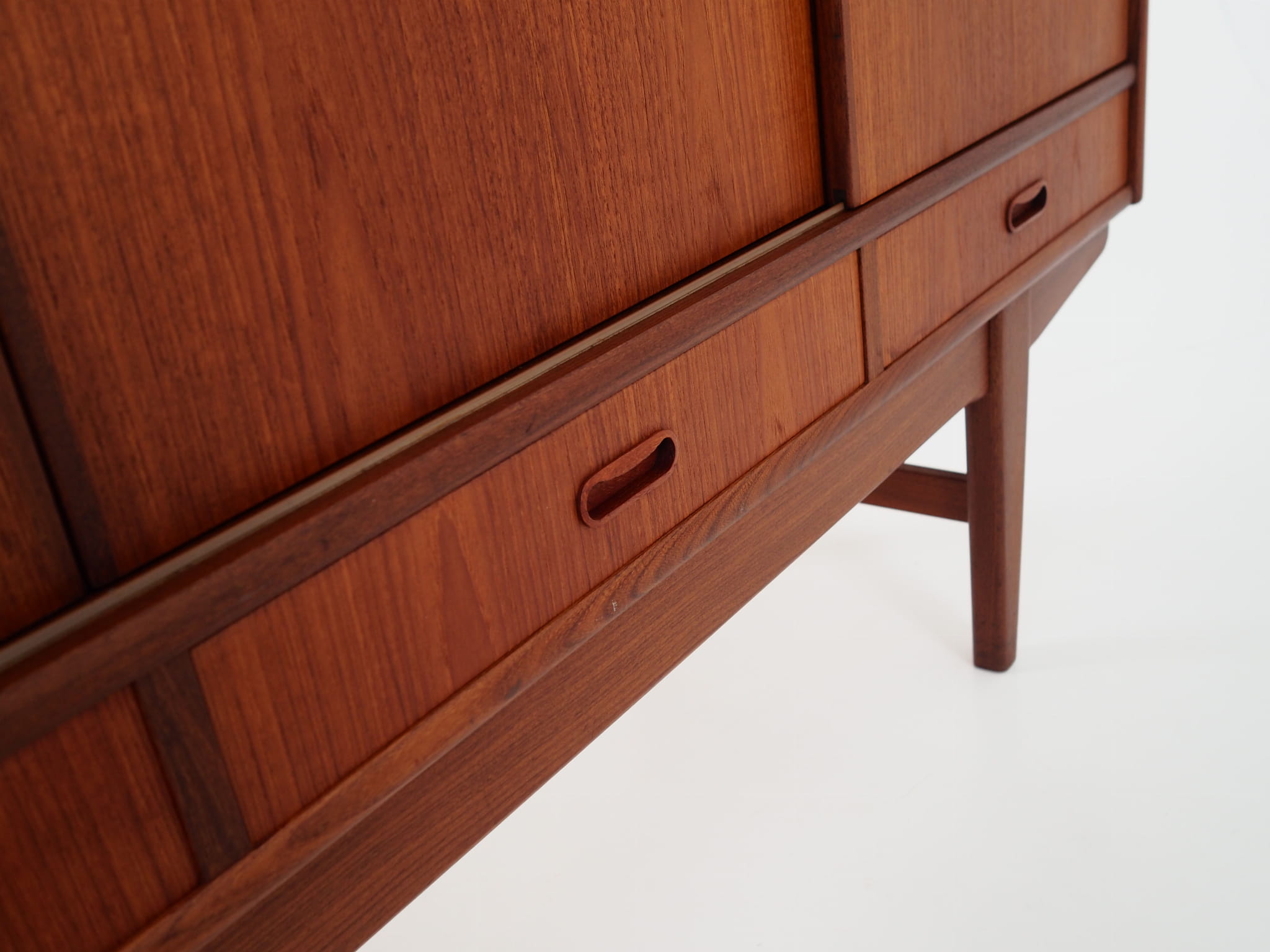 Vintage Highboard Teakholz Braun 1970er Jahre