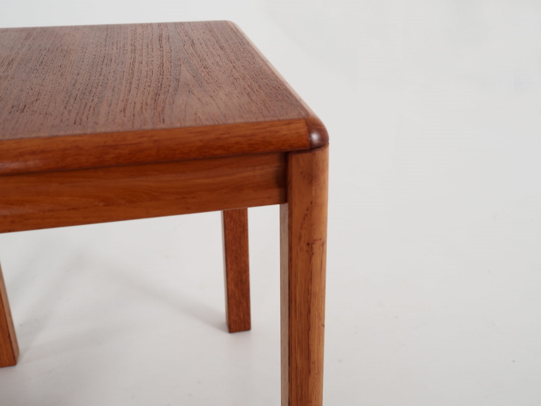 3x Vintage Beistelltisch Teakholz Braun 1970er Jahre