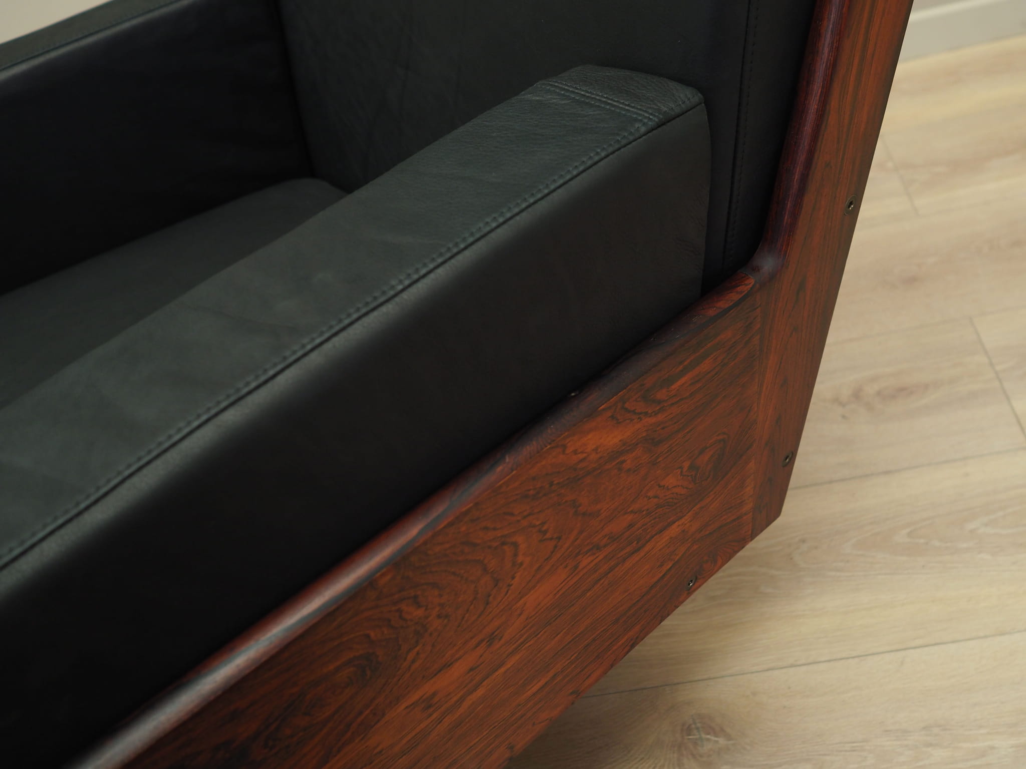Poltrona da ufficio vintage pelle legno nero anni '70