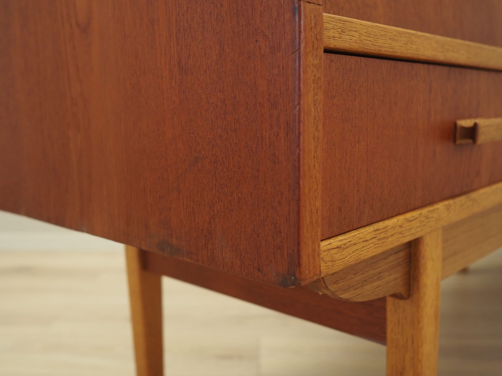 Vintage Highboard Teakholz Braun 1960er Jahre