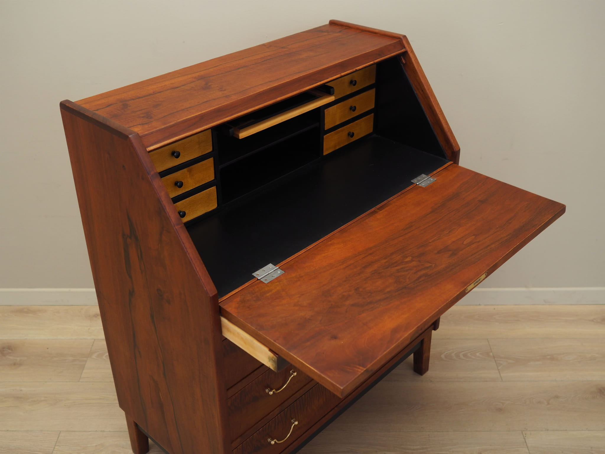 Vintage Sekretär Nussbaumholz Braun 1960er Jahre