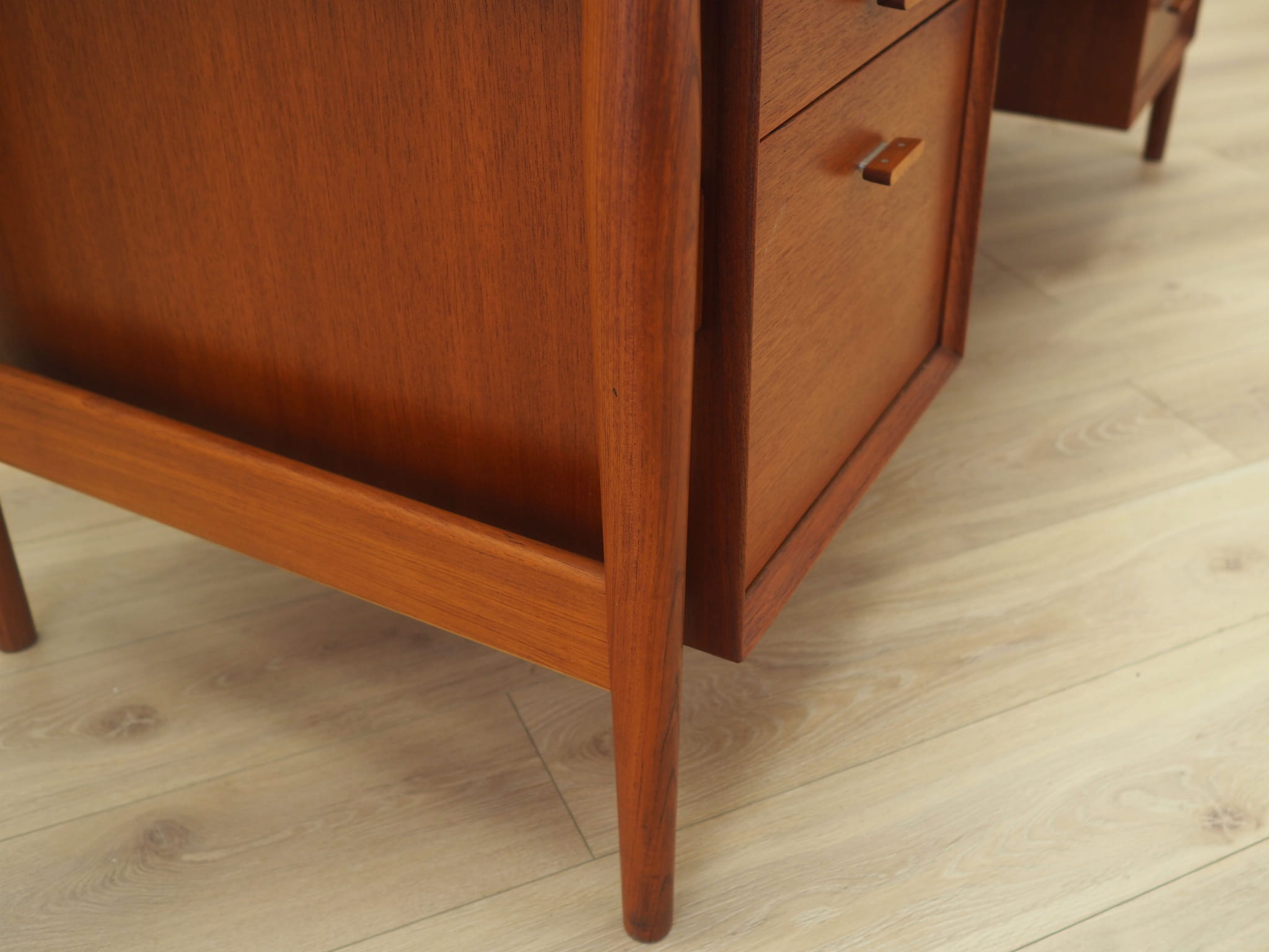 Schreibtisch Teakholz Braun 1960er Jahre