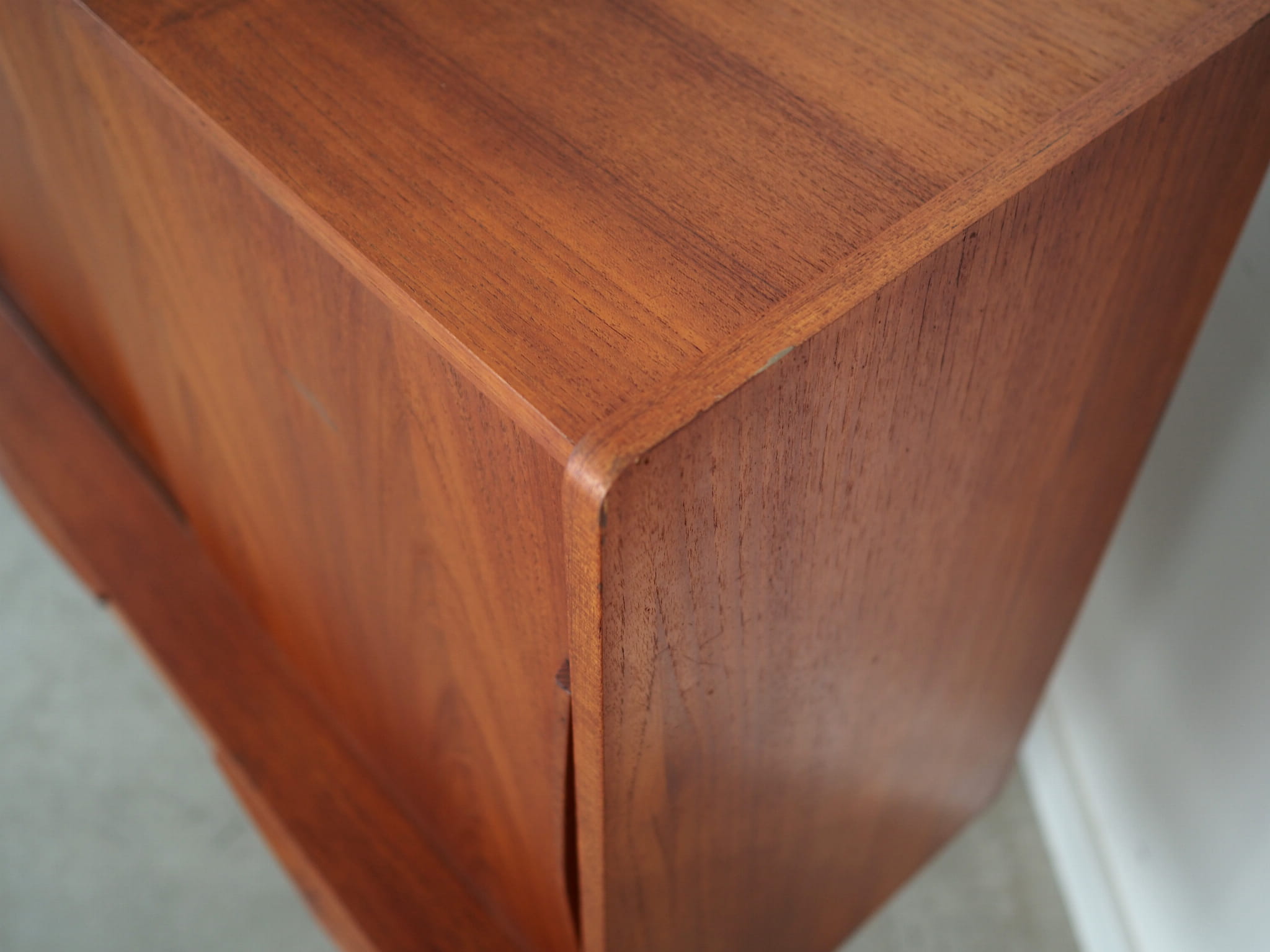 Vintage Highboard Teakholz Braun 1960er Jahre